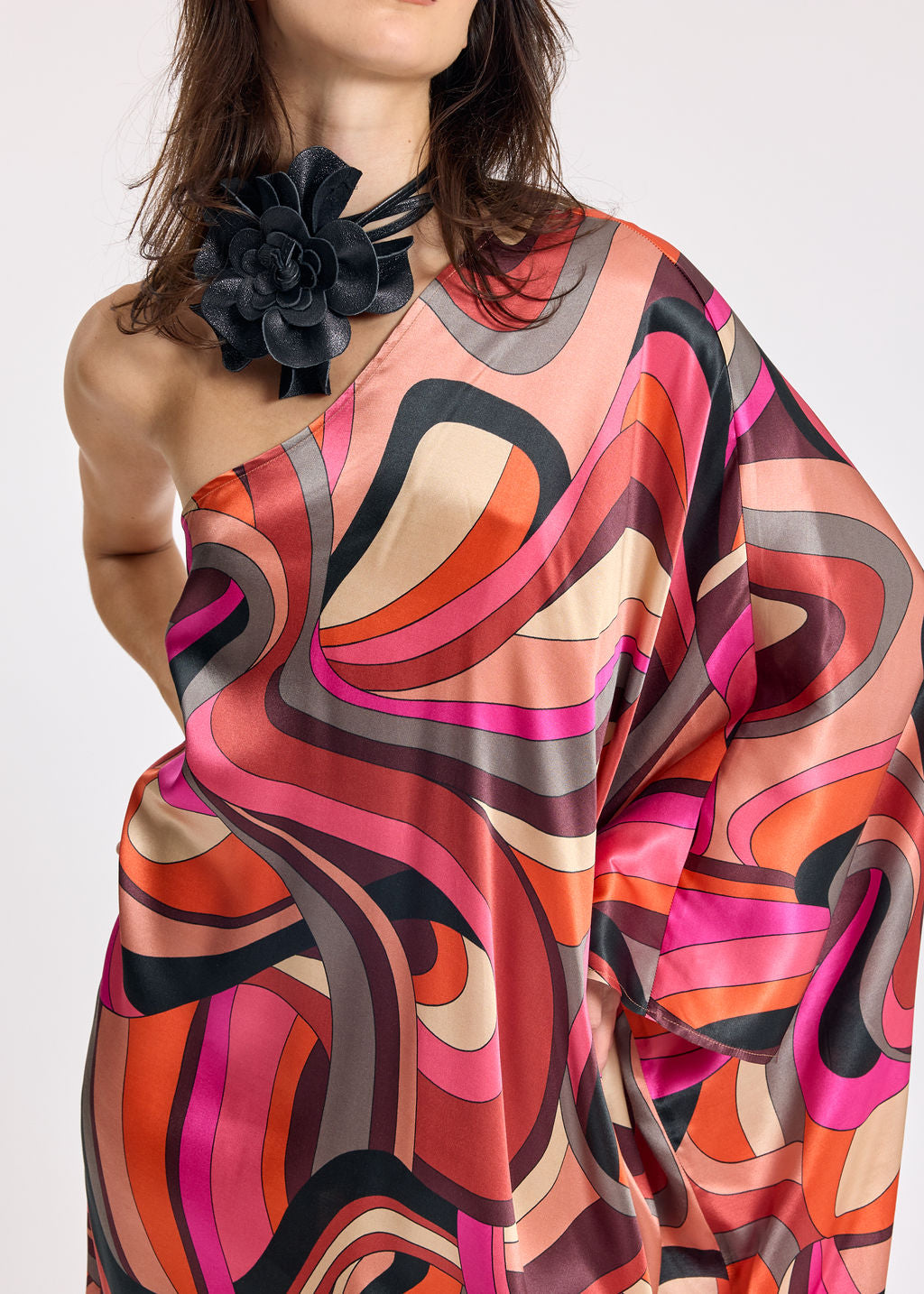 Invitée à un mariage : 4 idées de looks Lauren Vidal