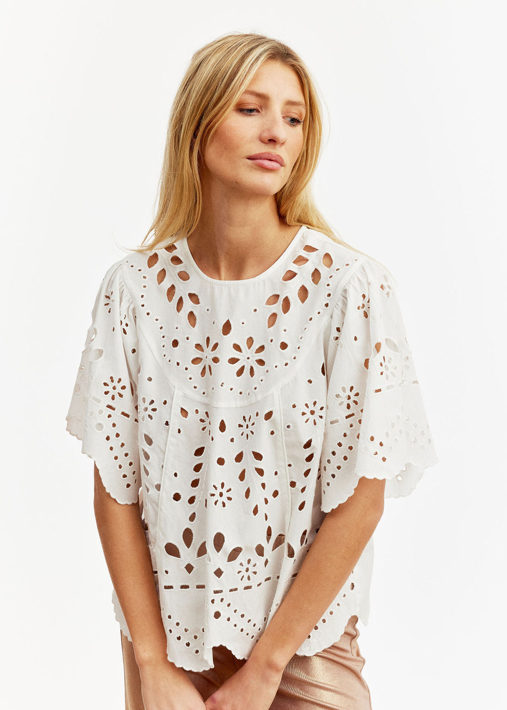 Blouse en broderie anglaise
