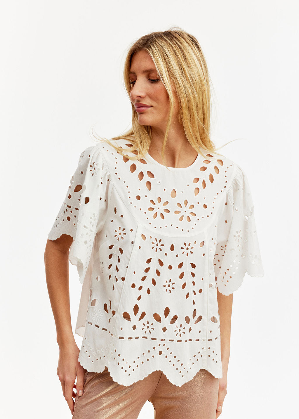 Blouse en broderie anglaise