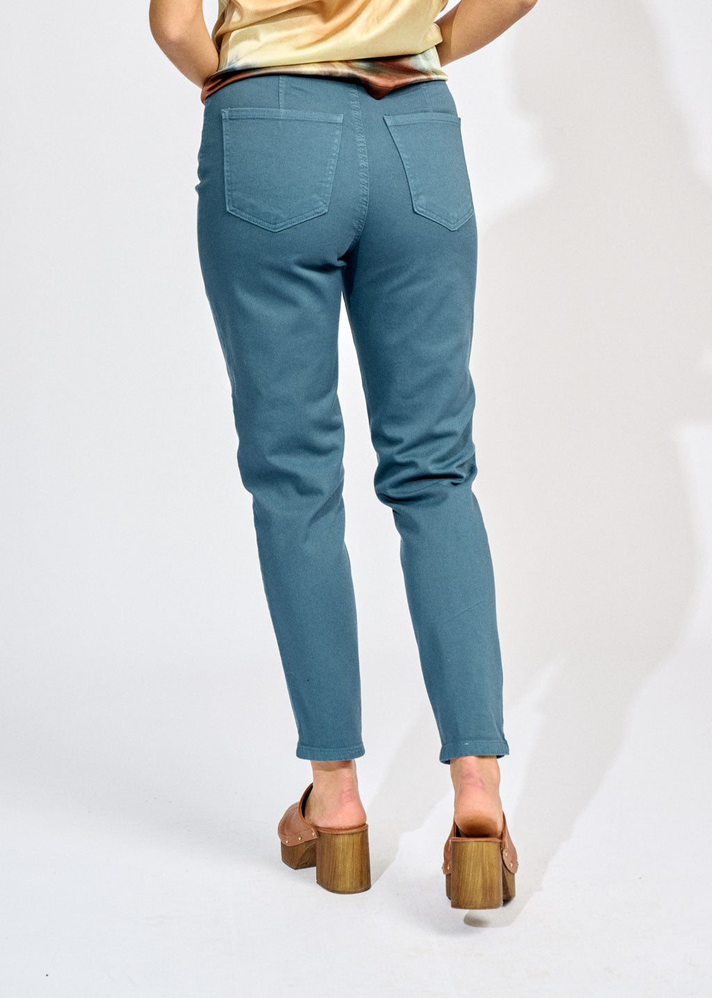 PYLA BUTTONED JEANS
