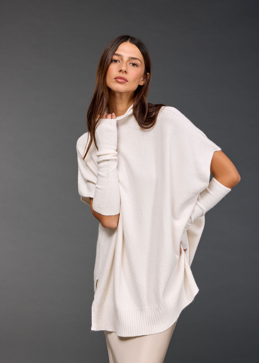 JUDI ECRU KNITTED TUNIC SWEATER