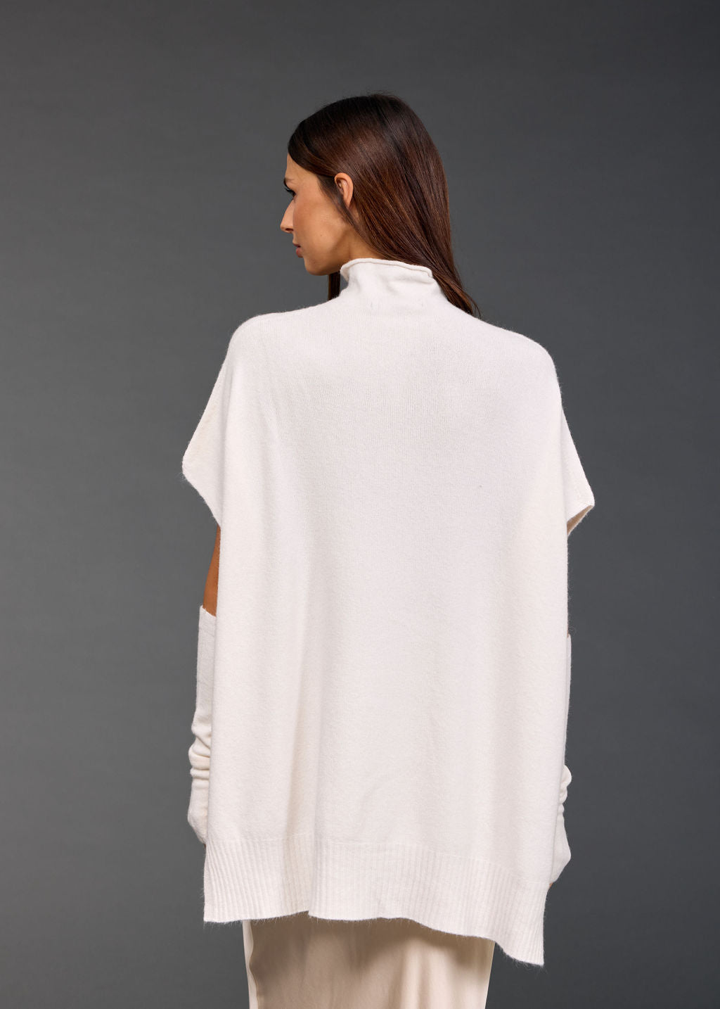 JUDI ECRU KNITTED TUNIC SWEATER