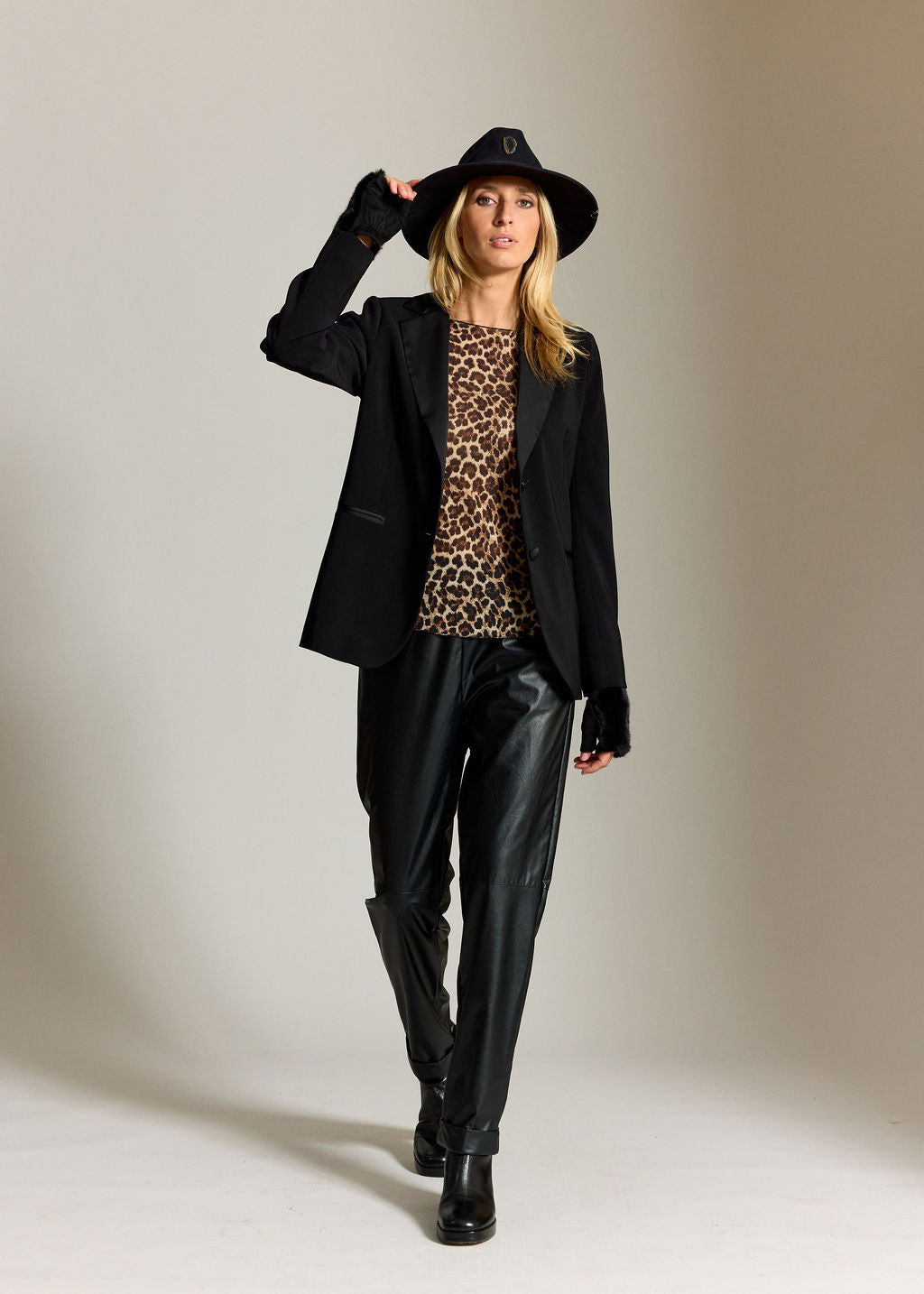 JULES SATIN REVERSE COLLAR JACKET