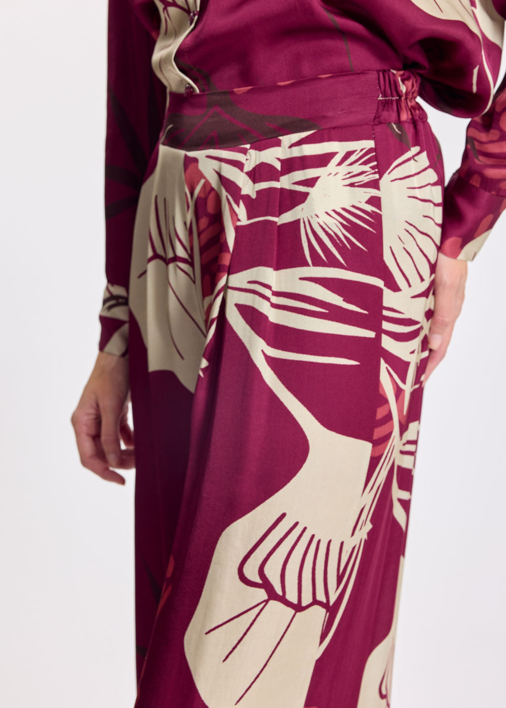 GALIA RASPBERRY PRINTED PANTS