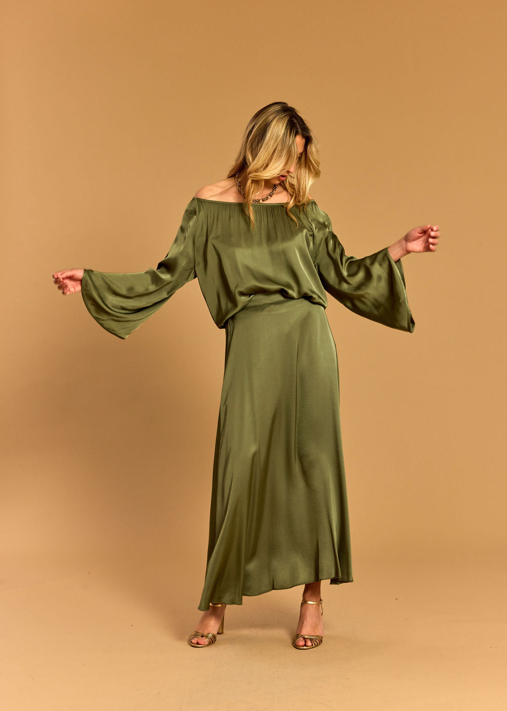 BETTINA PISTACHIO FLARED SKIRT