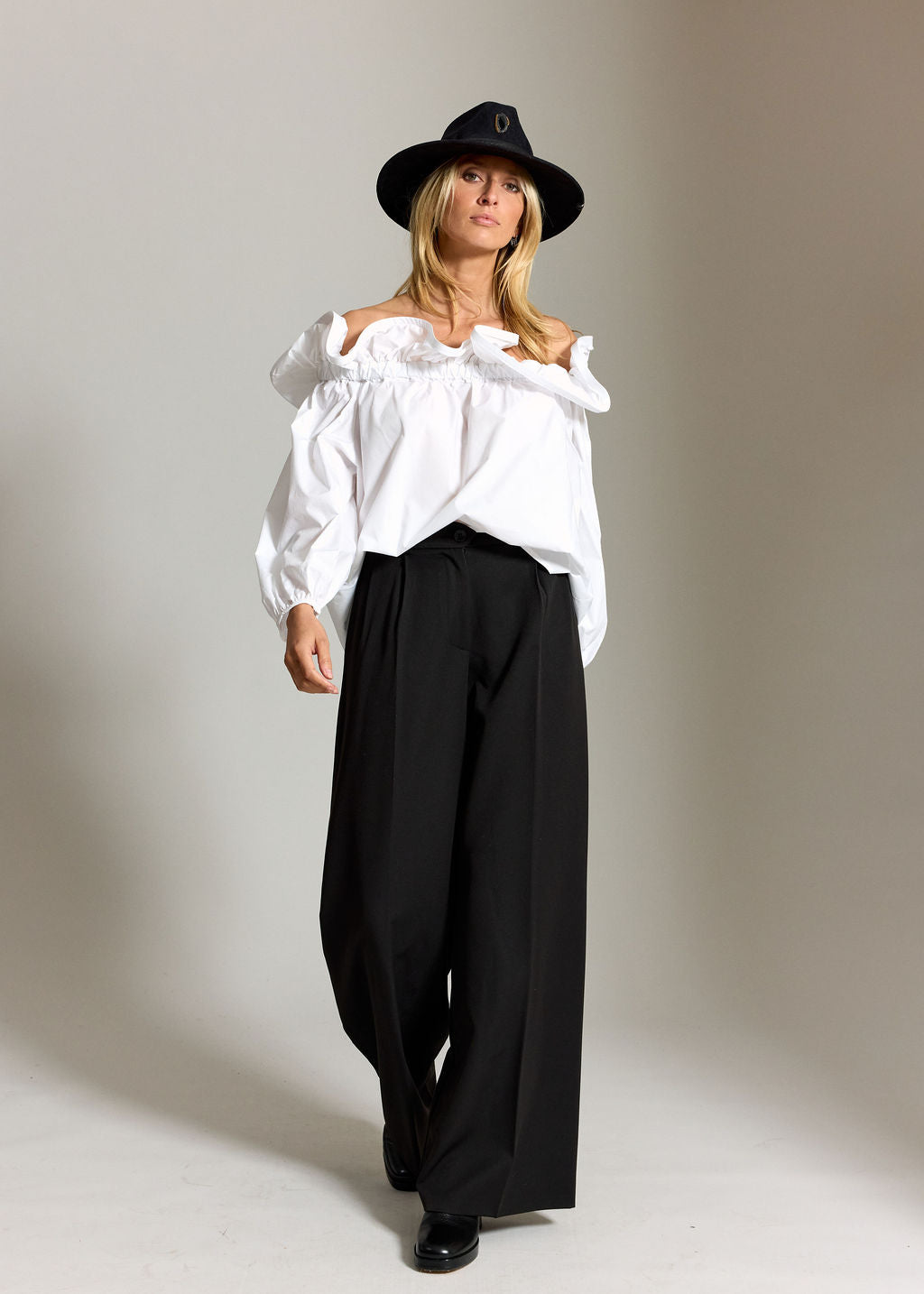 RIVA WHITE RUFFLED SHIRT