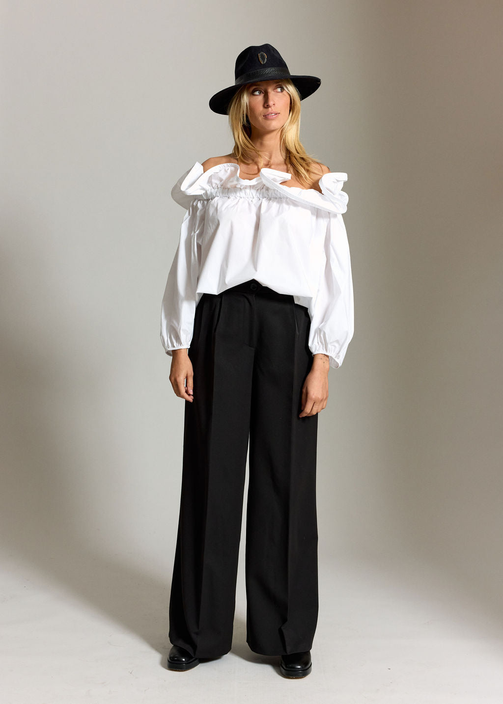 RIVA WHITE RUFFLED SHIRT