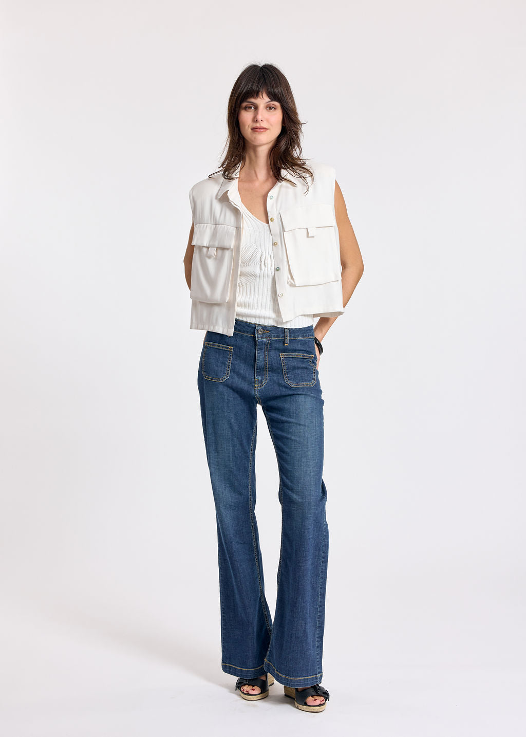 TAZ ECRU SHORT JACKET WITH POCKETS