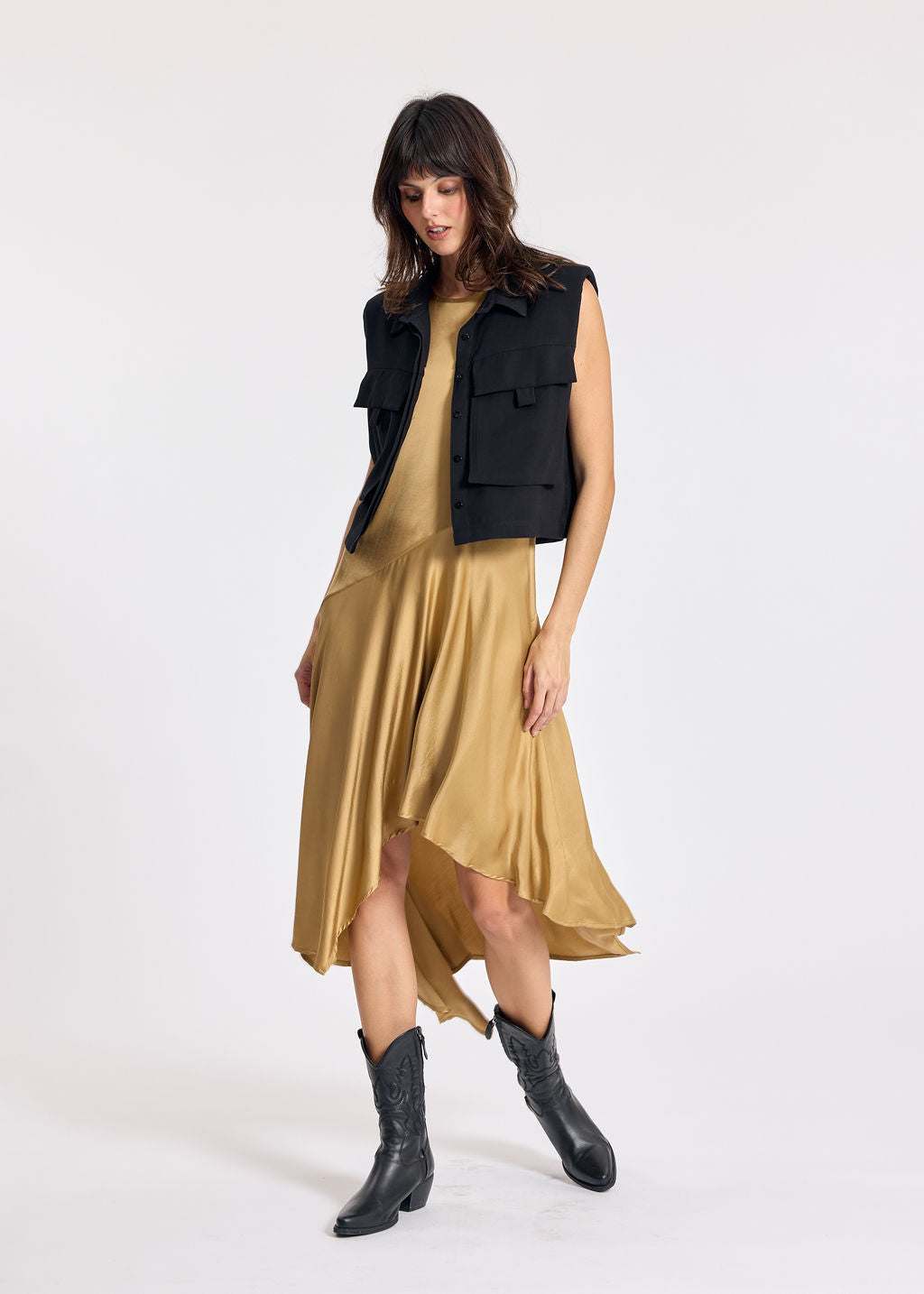 TAZ BLACK SHORT JACKET WITH POCKETS