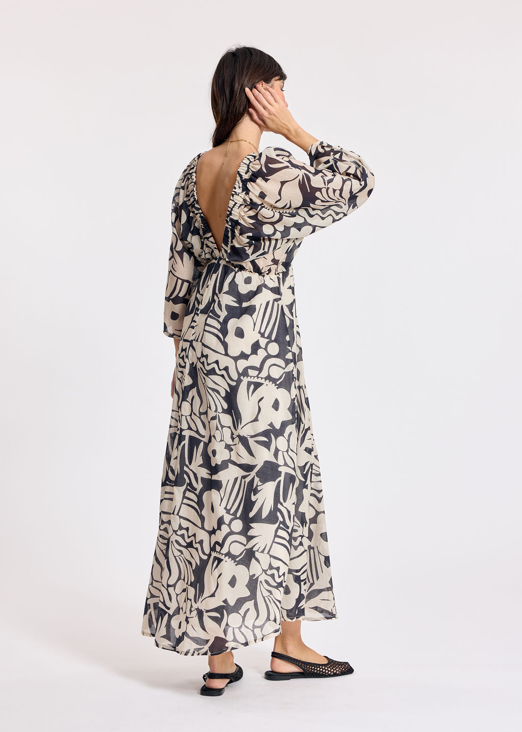 LICIA LONG V-NECK DRESS BLACK/ECRU