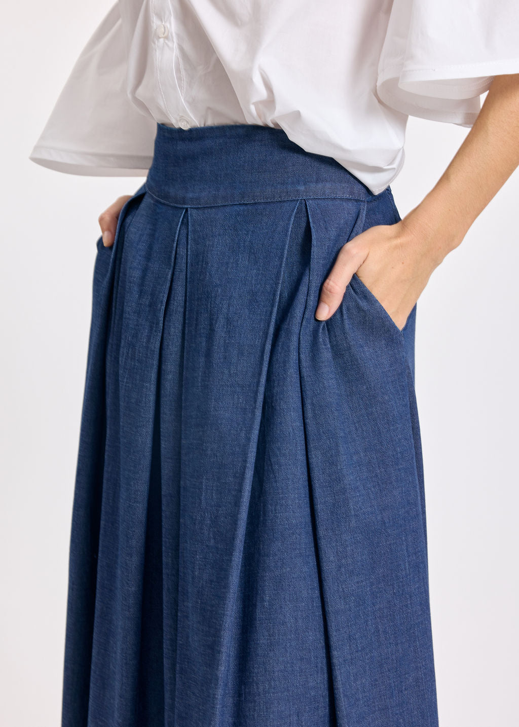 VOLT DENIM SKIRT