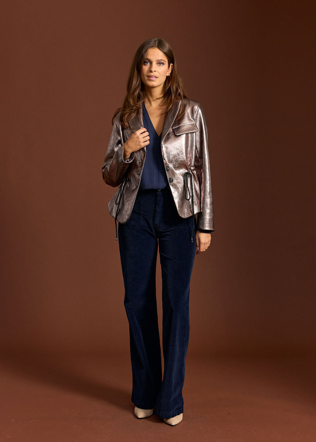 VESTE COURTE EN FAUX CUIR ALESSIA MORDORE