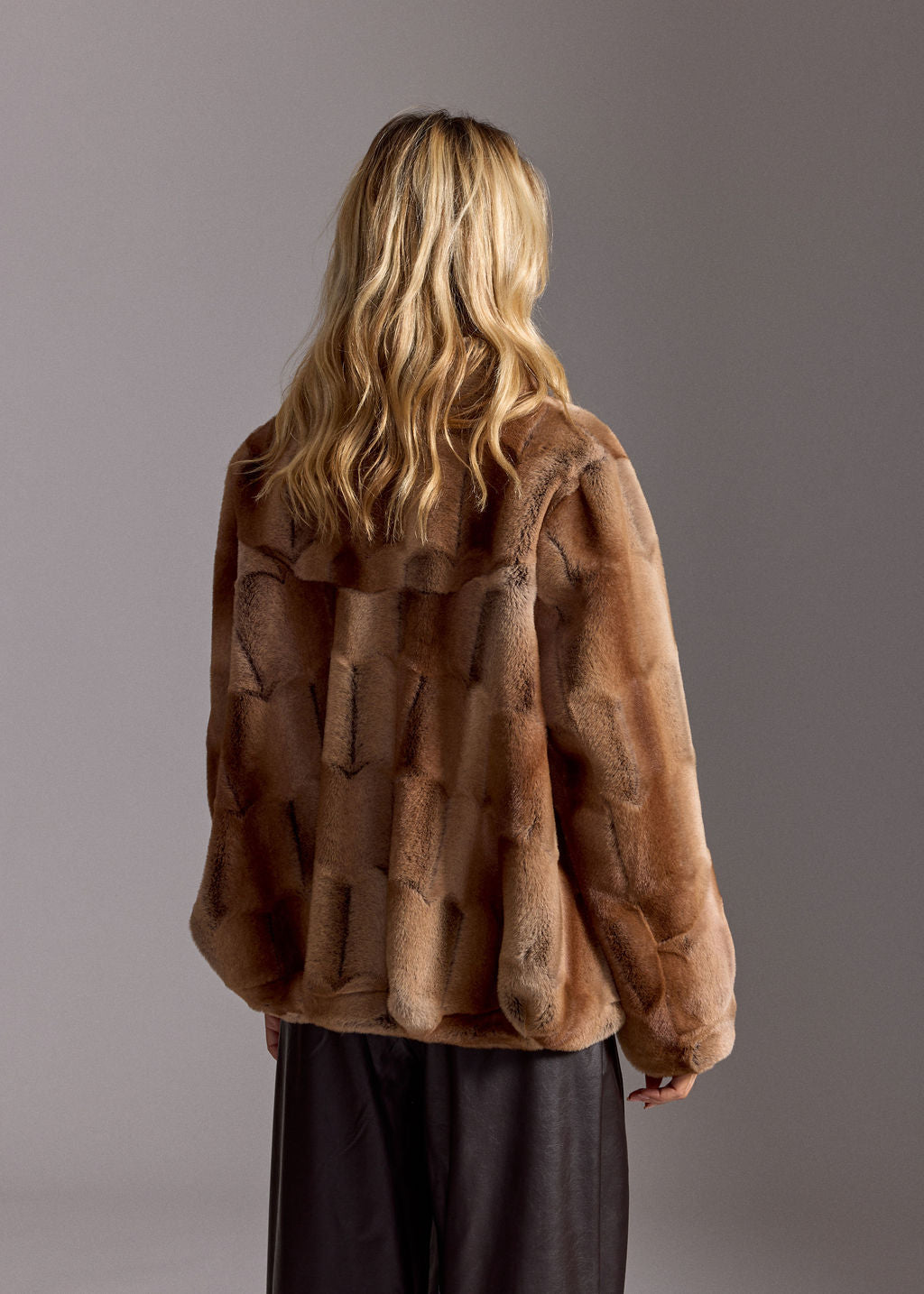 KAL CAMEL SHORT FAUX FUR JACKET