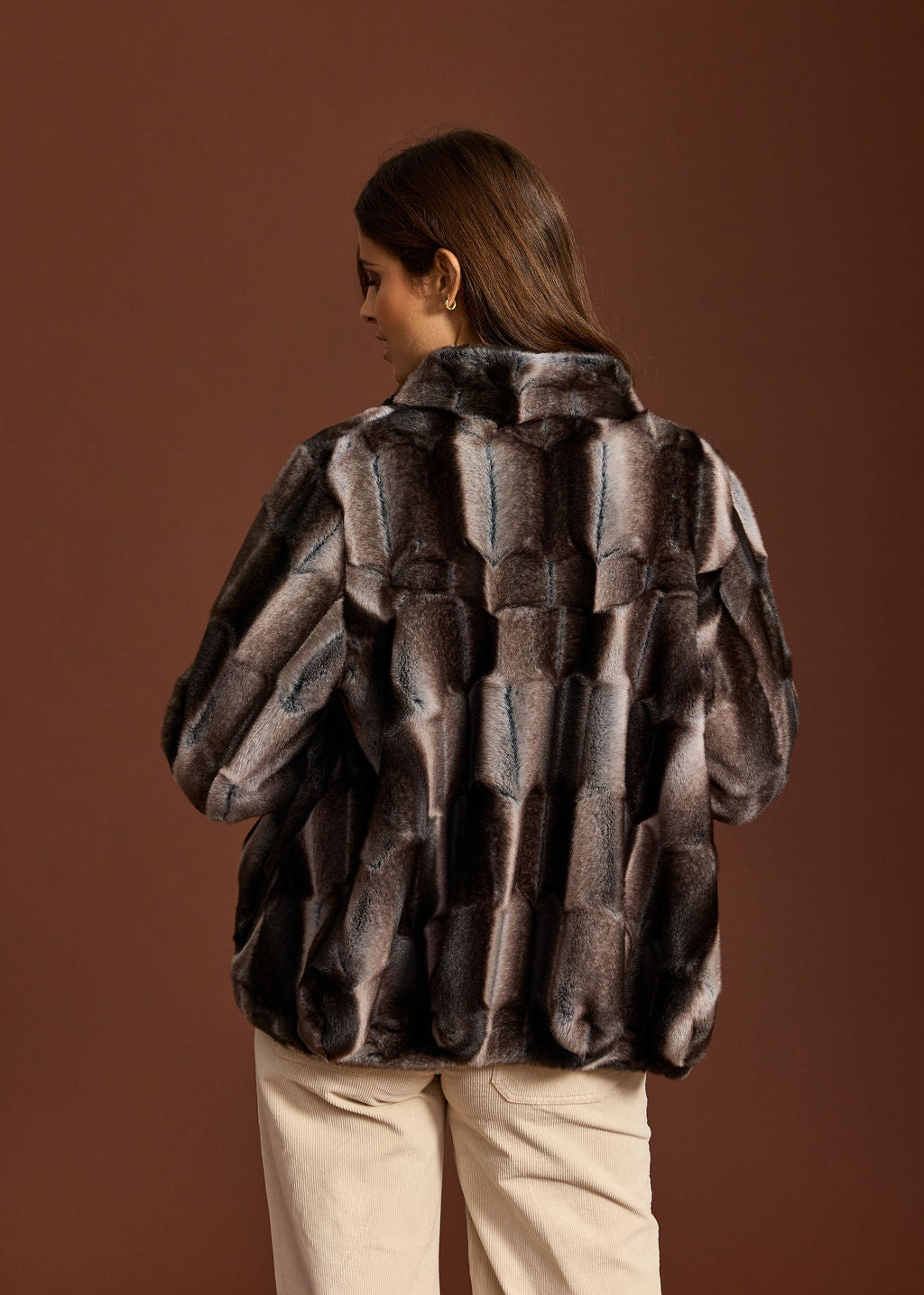 VESTE COURTE EN FAUSSE FOURRURE KAL GRIS