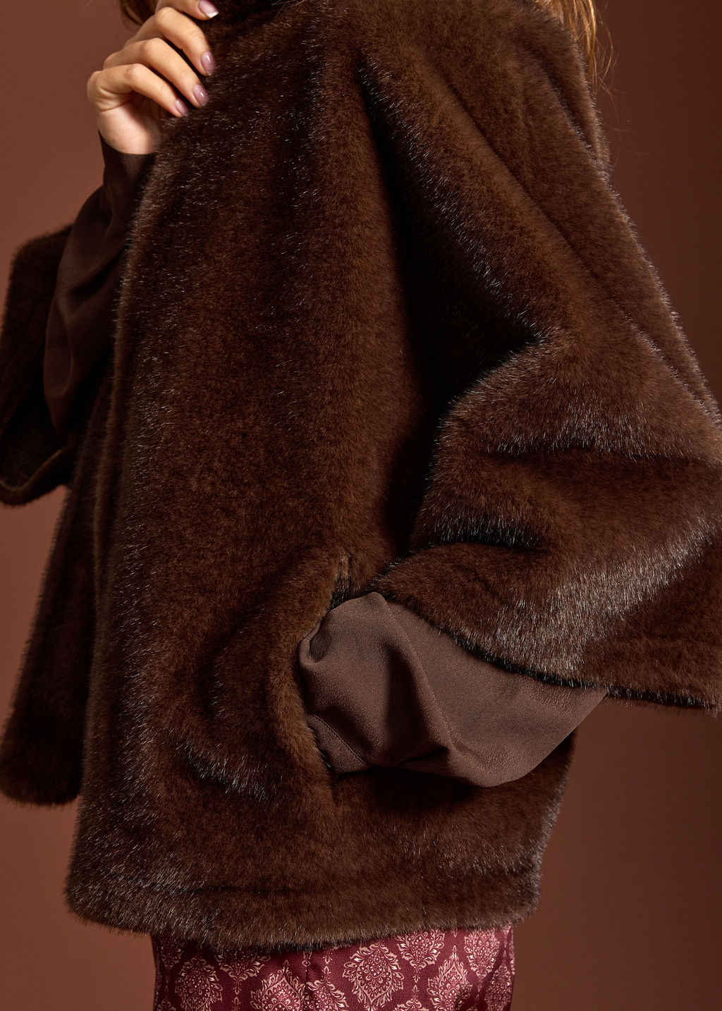 MELO CAFE 3/4 SLEEVE FAUX FUR JACKET