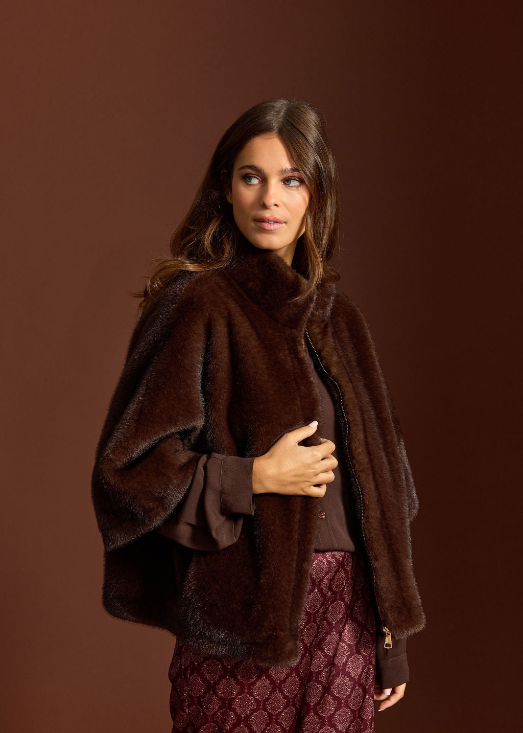 MELO CAFE 3/4 SLEEVE FAUX FUR JACKET