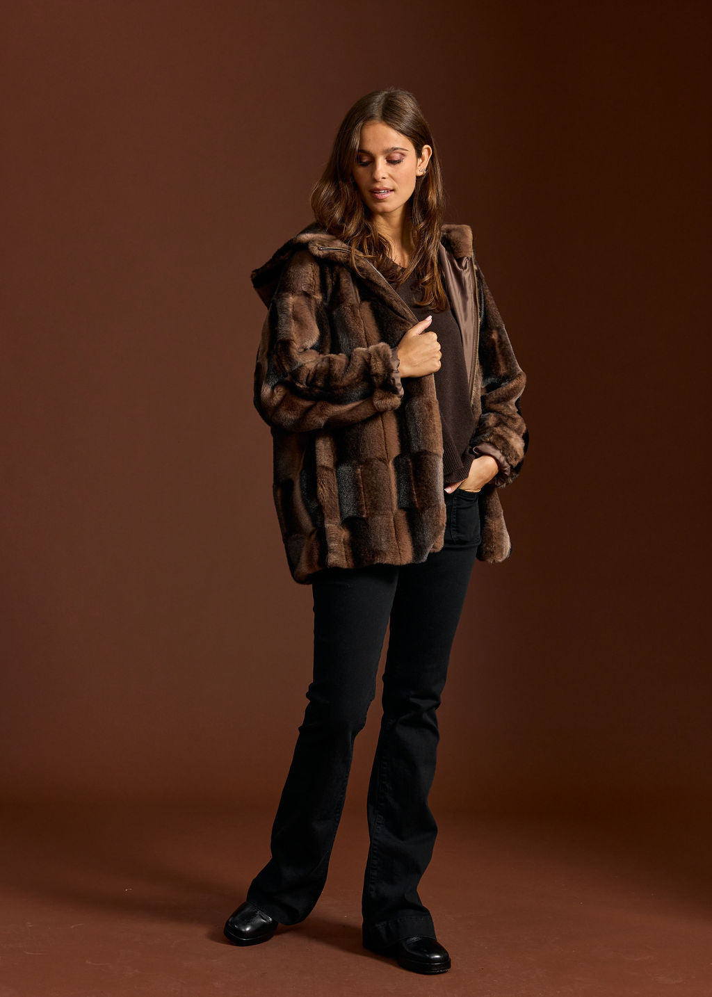 VESTE A CAPUCHE EN FAUSSE FOURRURE POLKI CAFE