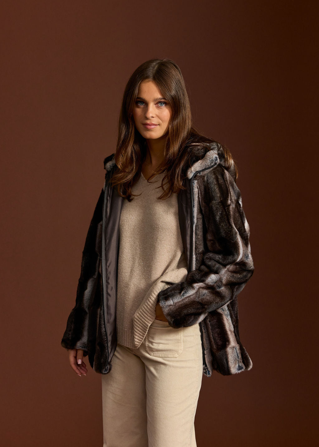 POLKI GREY FAUX FUR HOODED JACKET