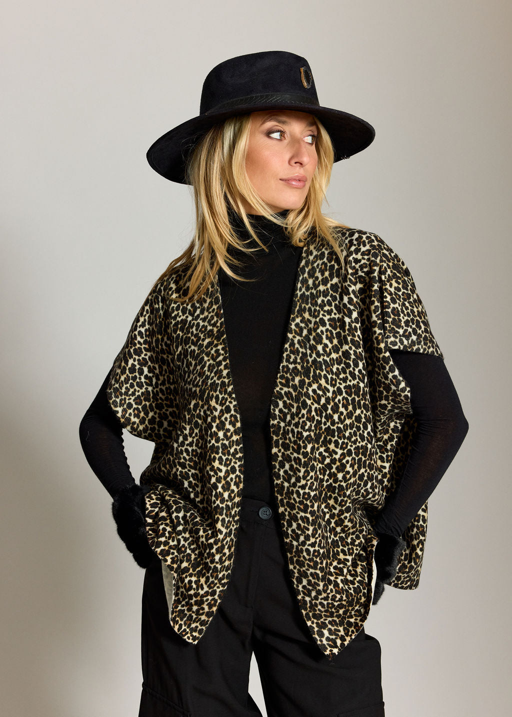 YUNA WILD LEOPARD UNDERSLEEVE VEST