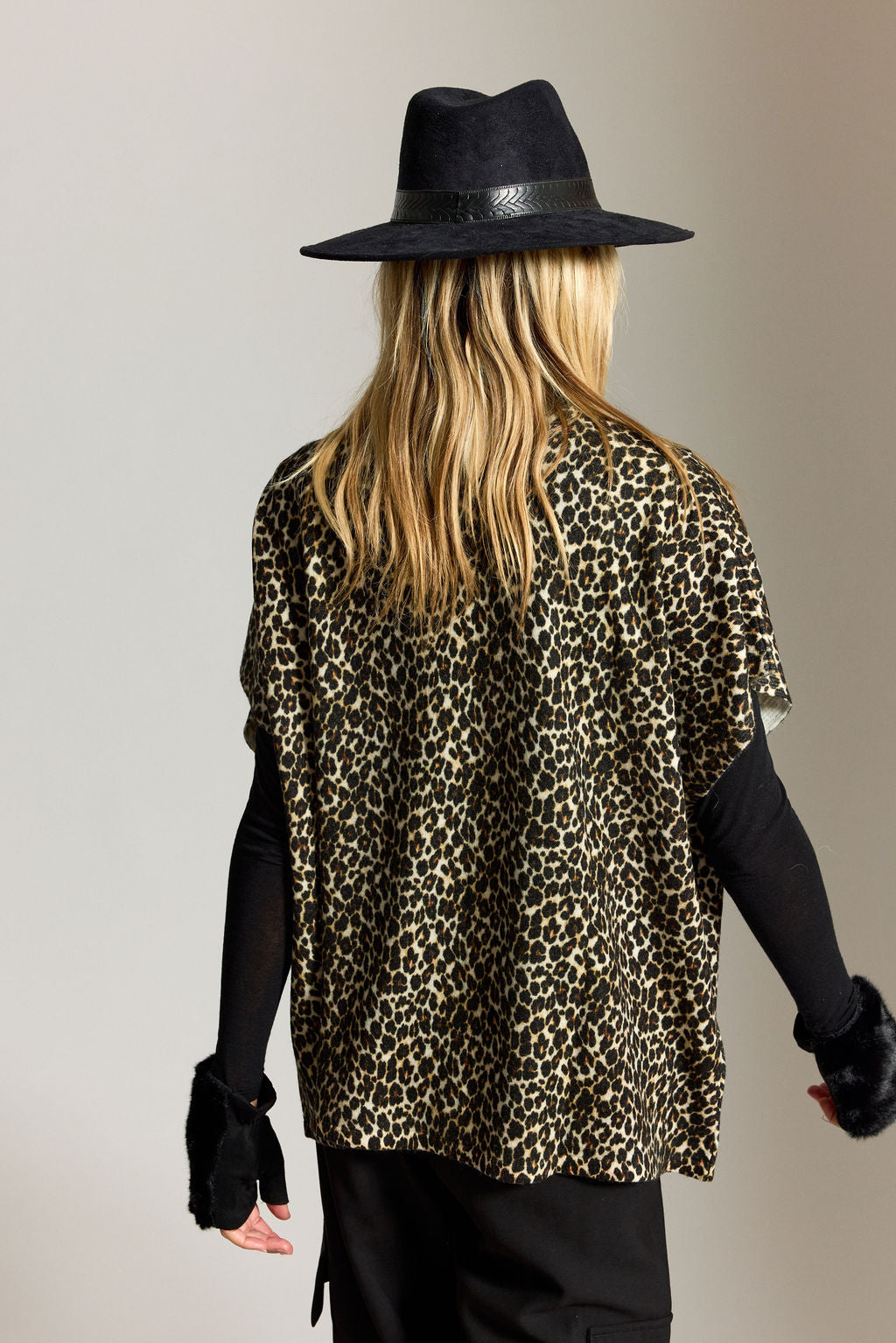 YUNA WILD LEOPARD UNDERSLEEVE VEST