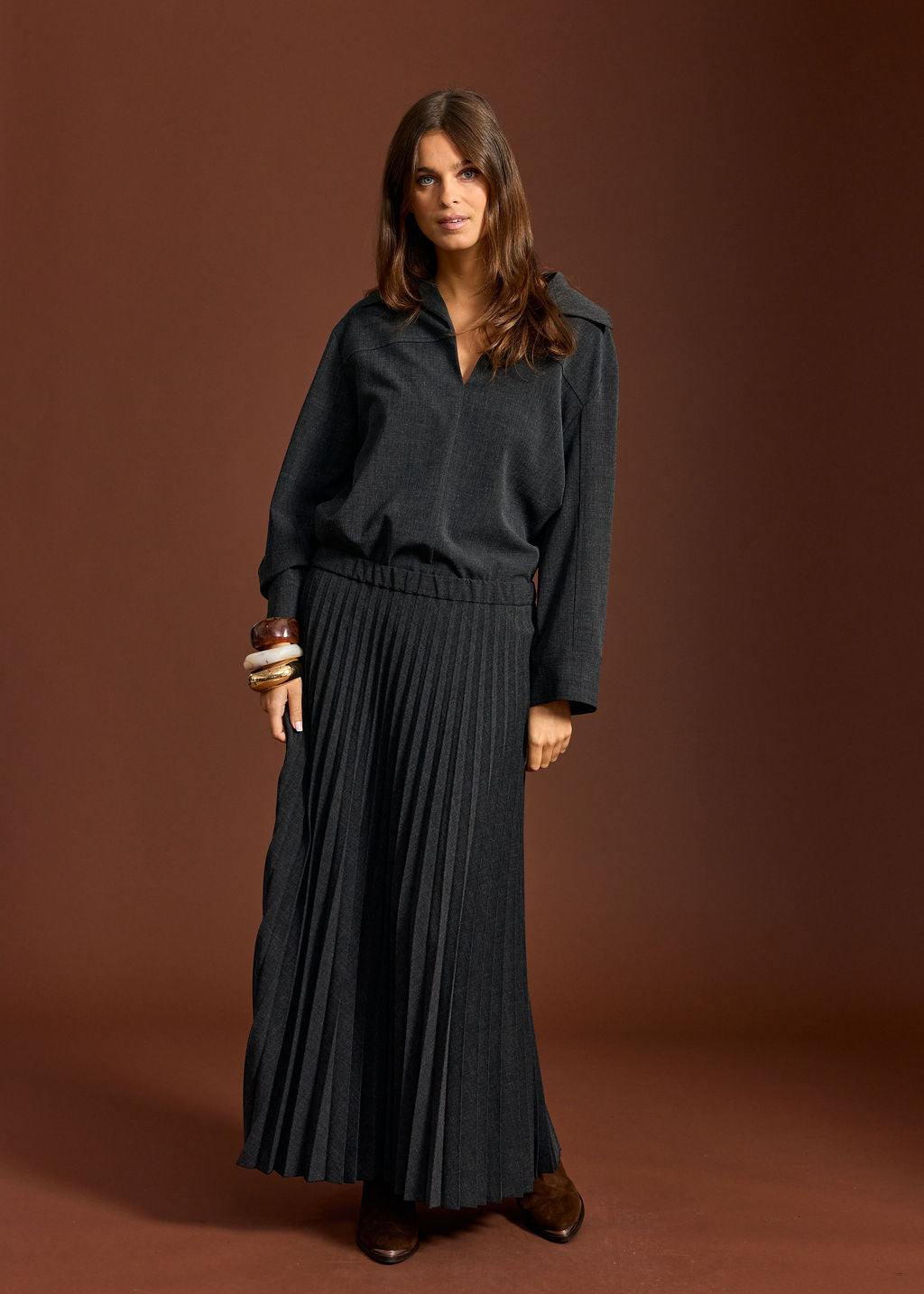 HELEN STEEL STRUCTURED PLEATED SKIRT