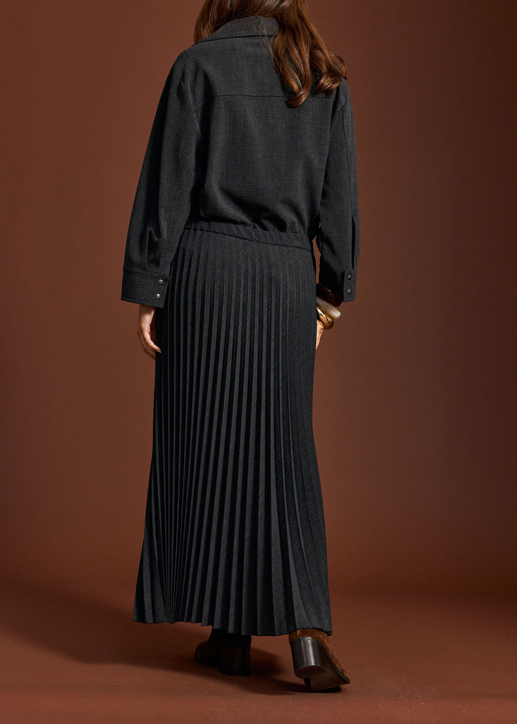 HELEN STEEL STRUCTURED PLEATED SKIRT