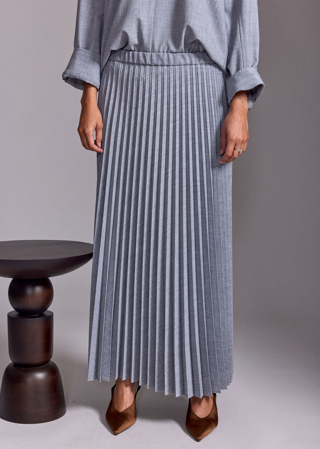 HELEN PERLE STRUCTURED PLEATED SKIRT