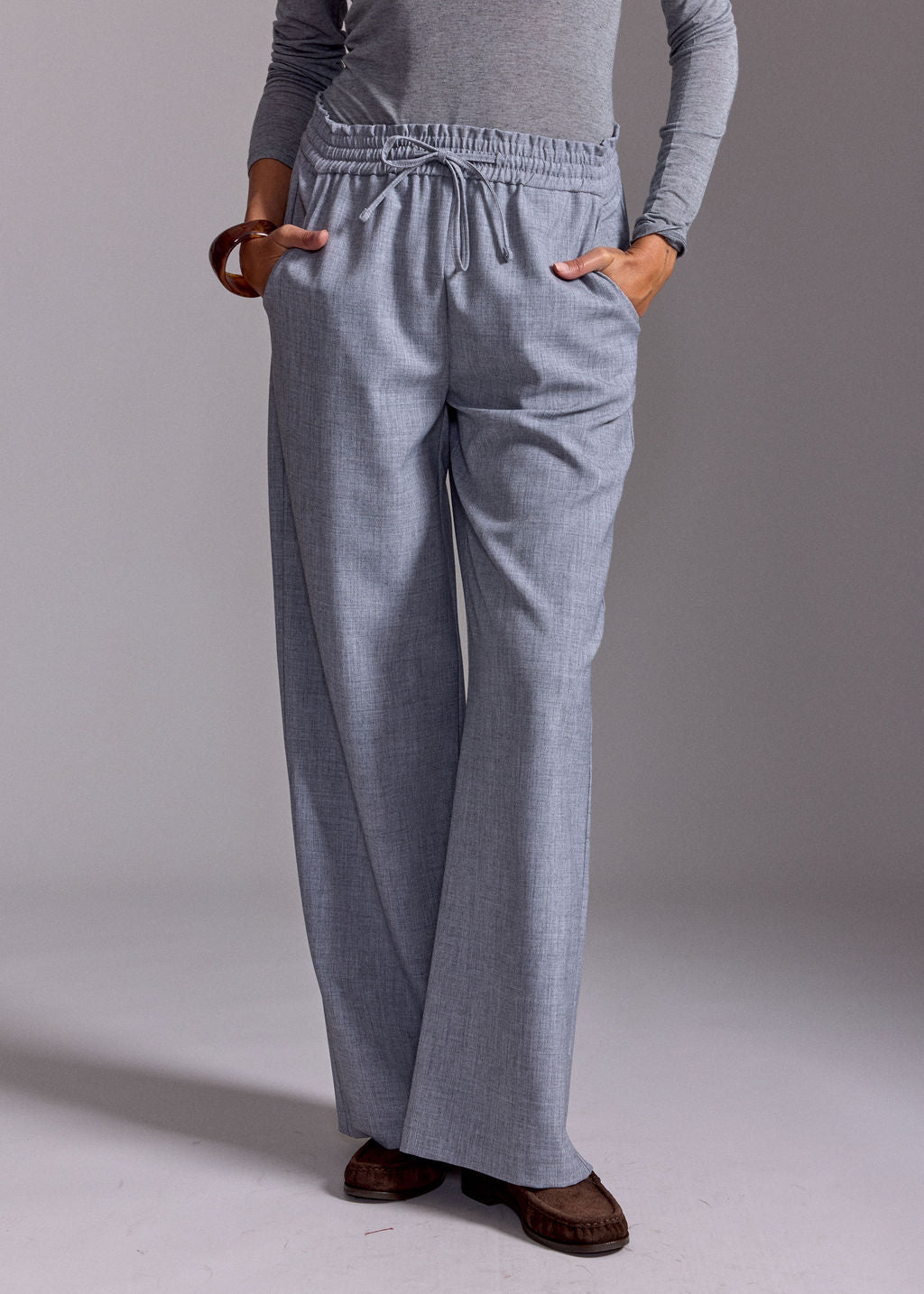 THEA PERLE FLUID STRAIGHT PANTS