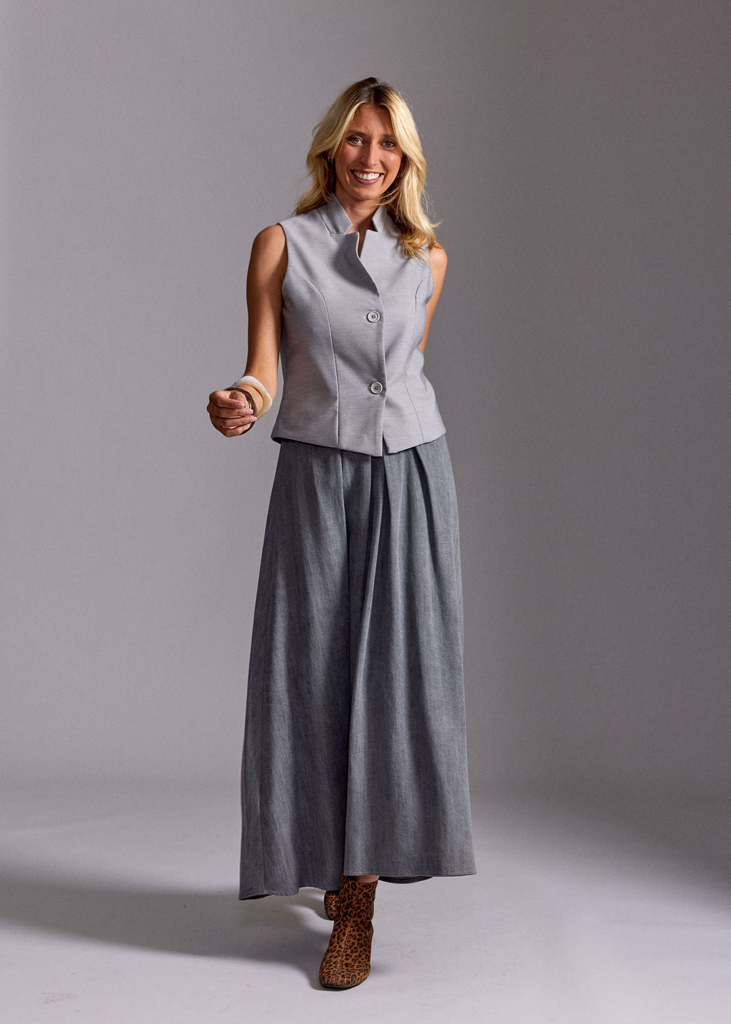 LOKI GREY FITTED SUIT VEST