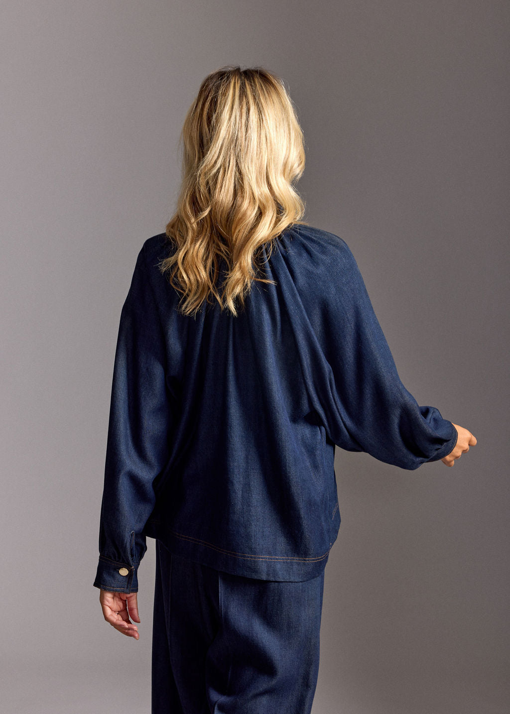 LOLI DENIM LYOCELL COCKTAIL SHIRT