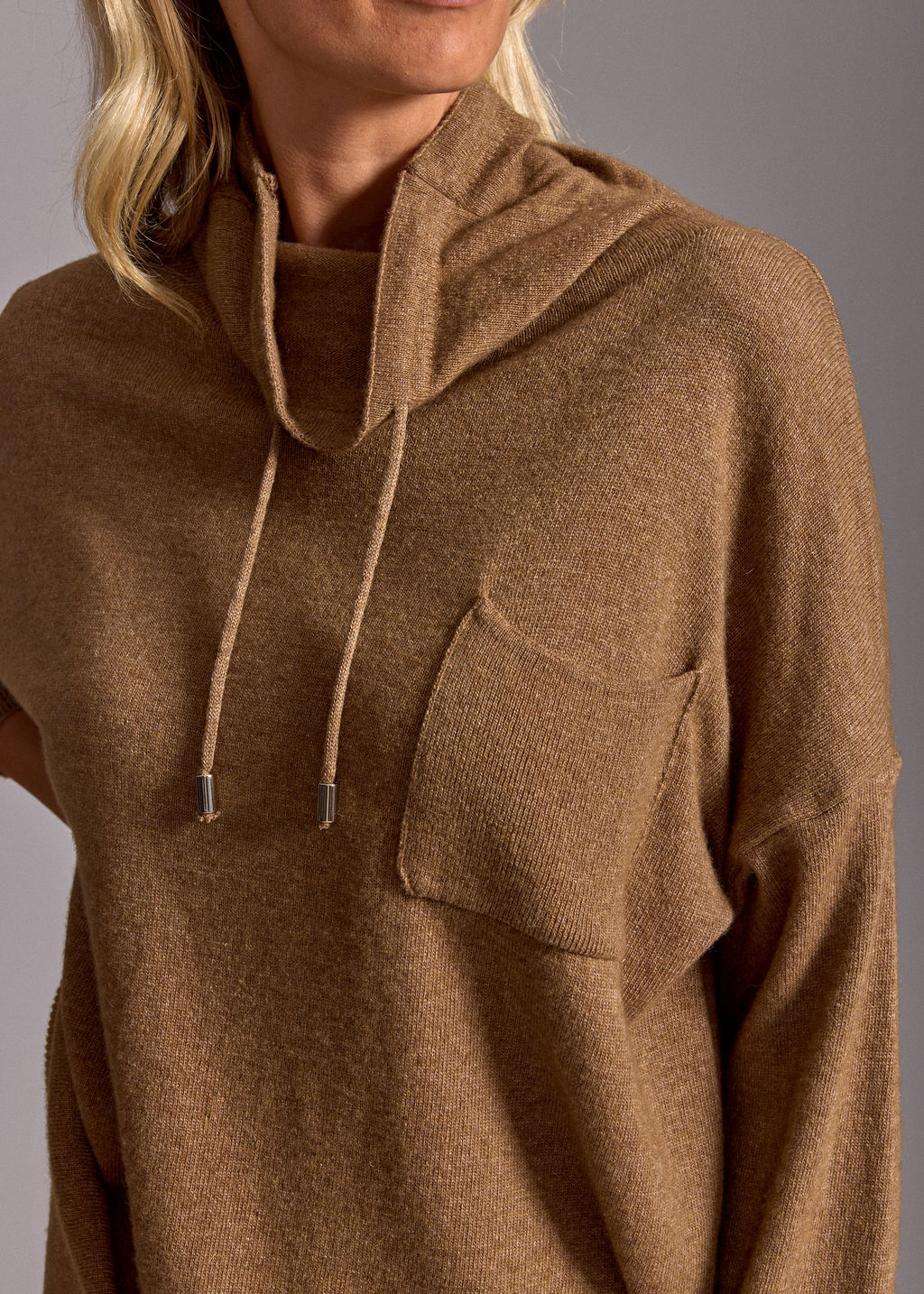 PULL COL MONTANT JODY CARAMEL