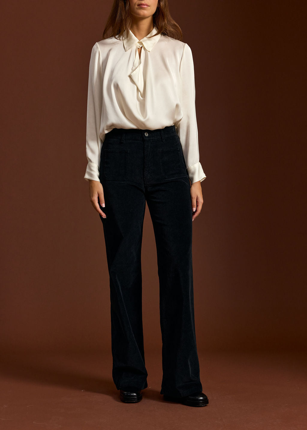 PANTALON FLARE EN VELOURS COTELÉ ROYO NOIR