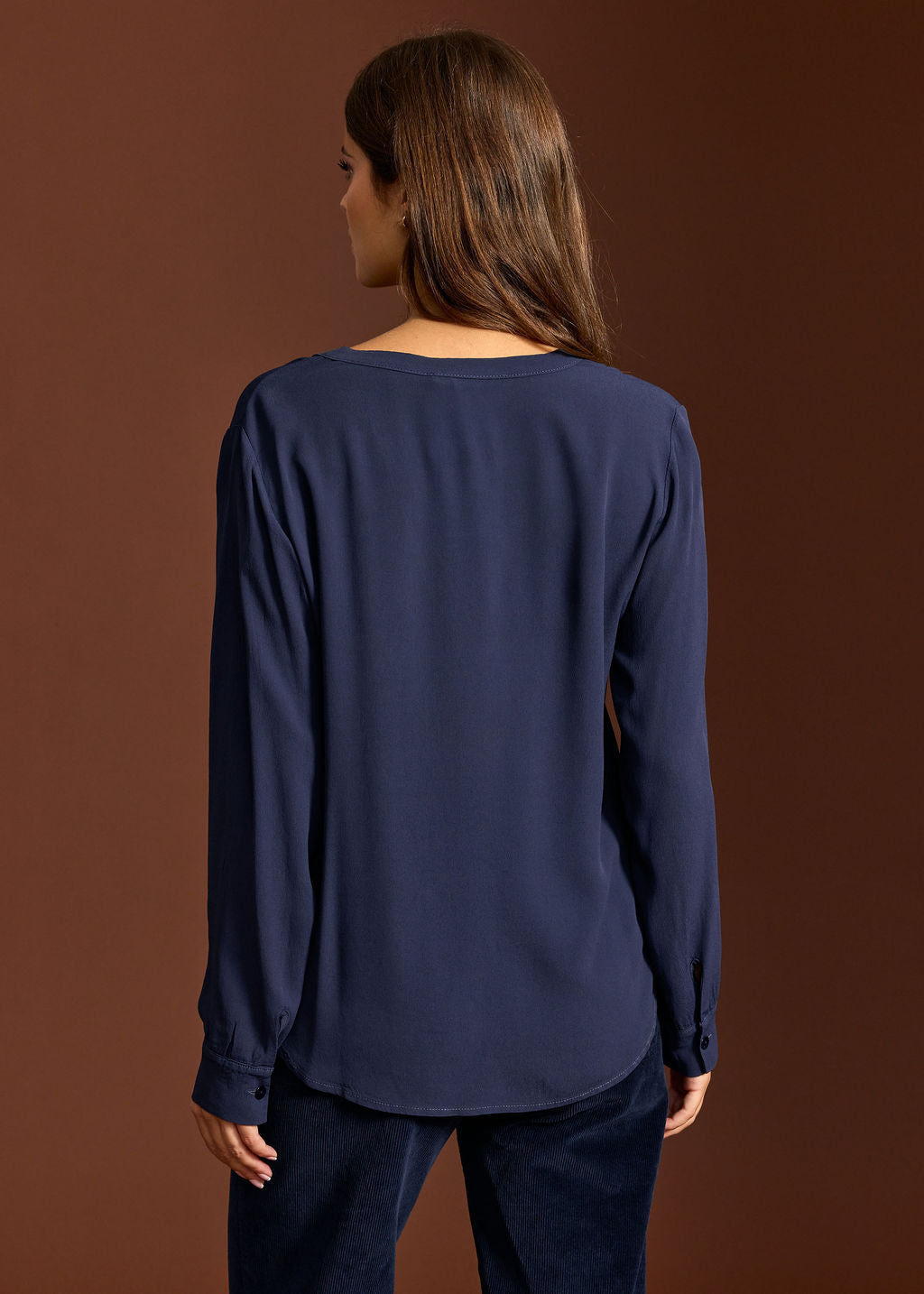 CHEMISE DROITE COL V PAOLA NUIT