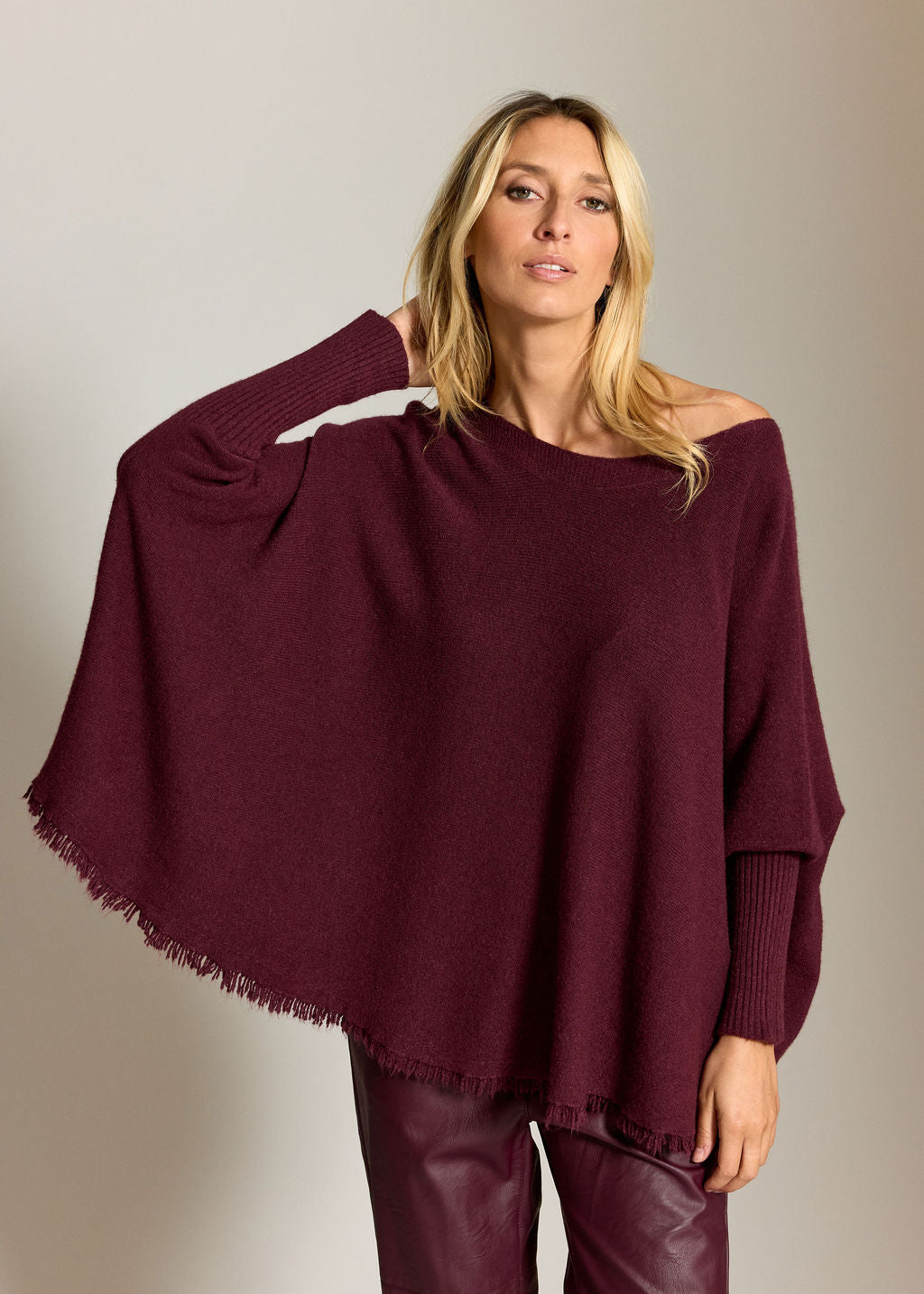 SIRO VINO FRINGED PONCHO SWEATER