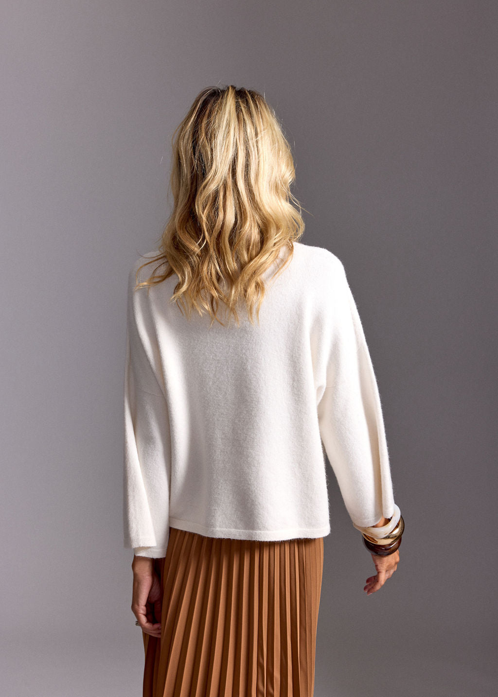 PULL COURT VANKO ECRU