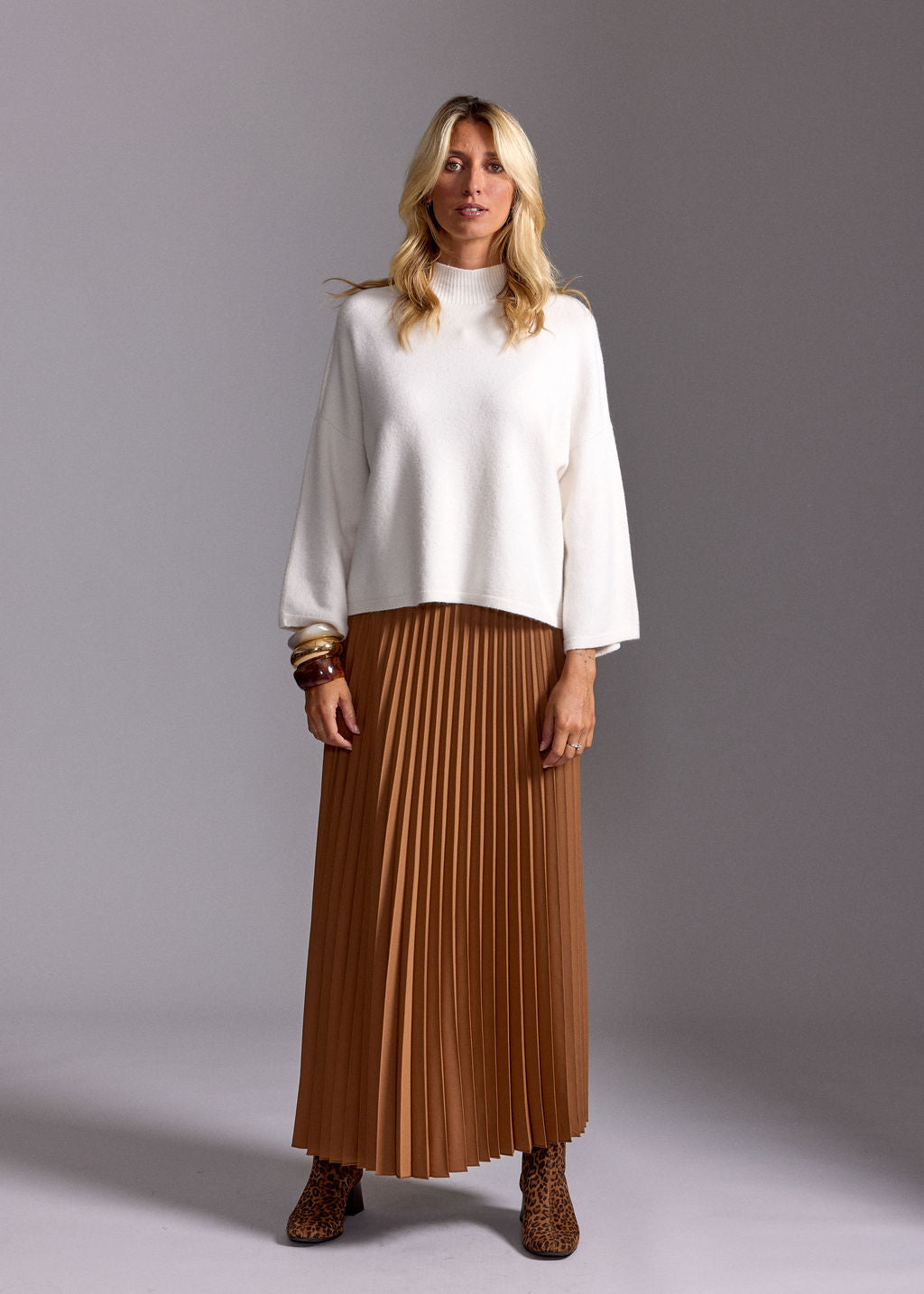 PULL COURT VANKO ECRU