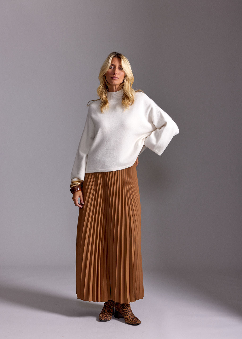 PULL COURT VANKO ECRU