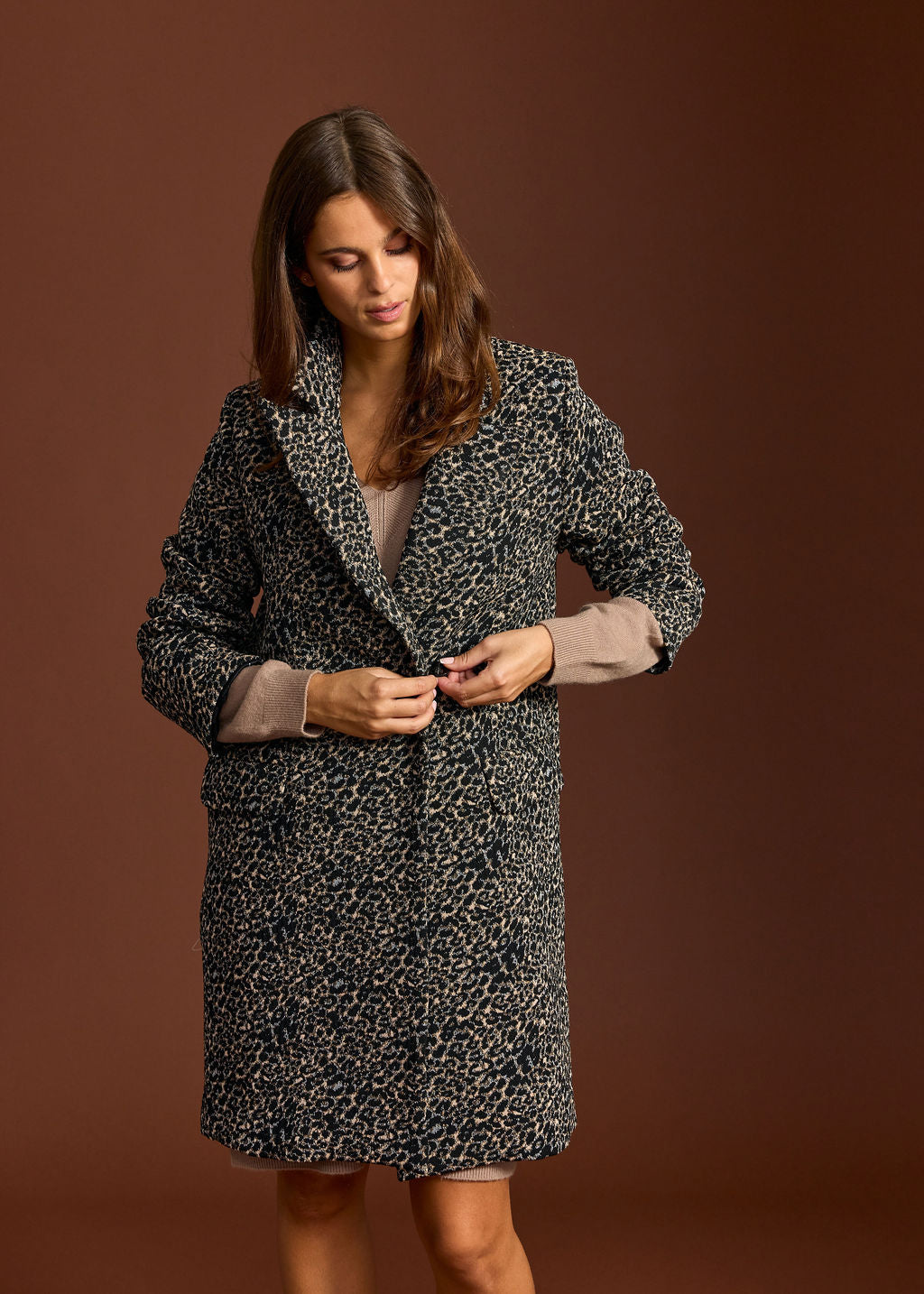 MANTEAU EN JACQUARD REPTILE COBALT WILD