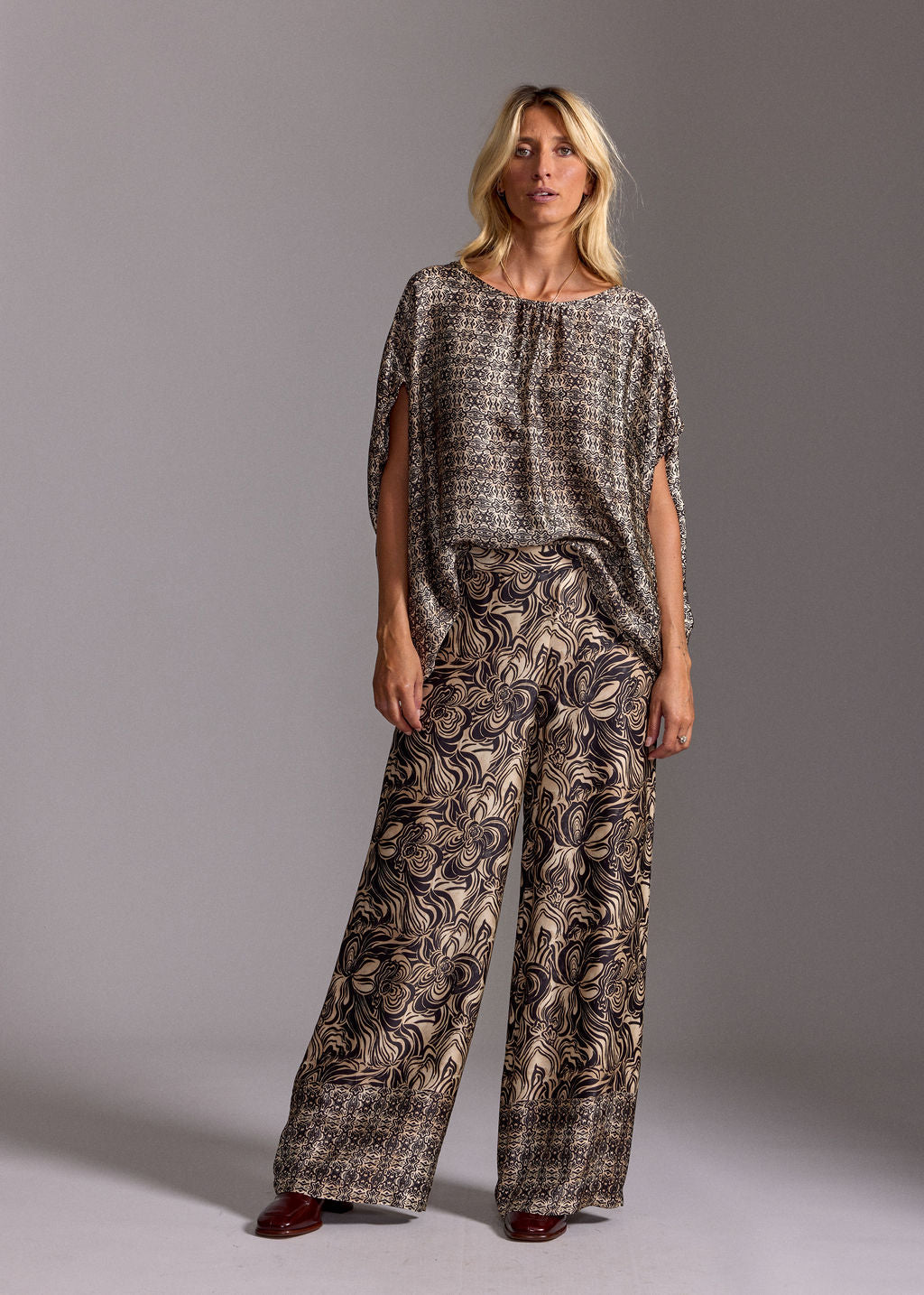 INDRA BEIGE PRINTED CROP TOP