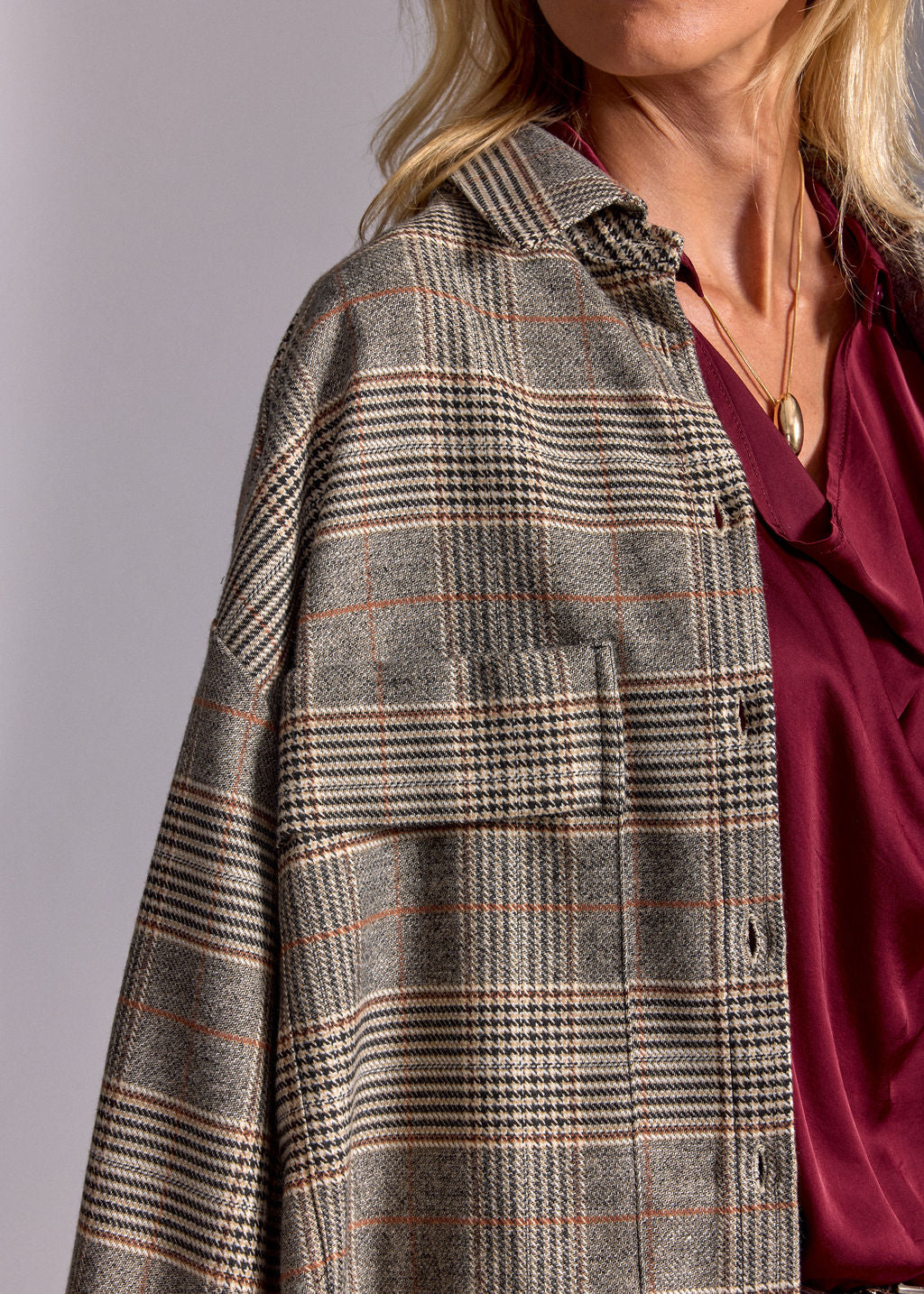 LINA BEIGE SHORT CHECKED JACKET