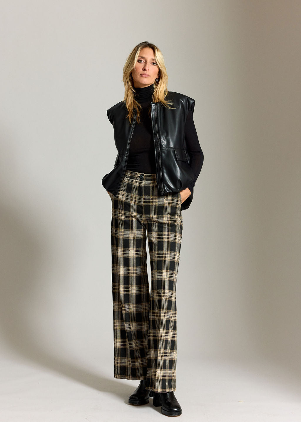 PANTALON 7/8IÈME À CARREAUX MINZA BEIGE