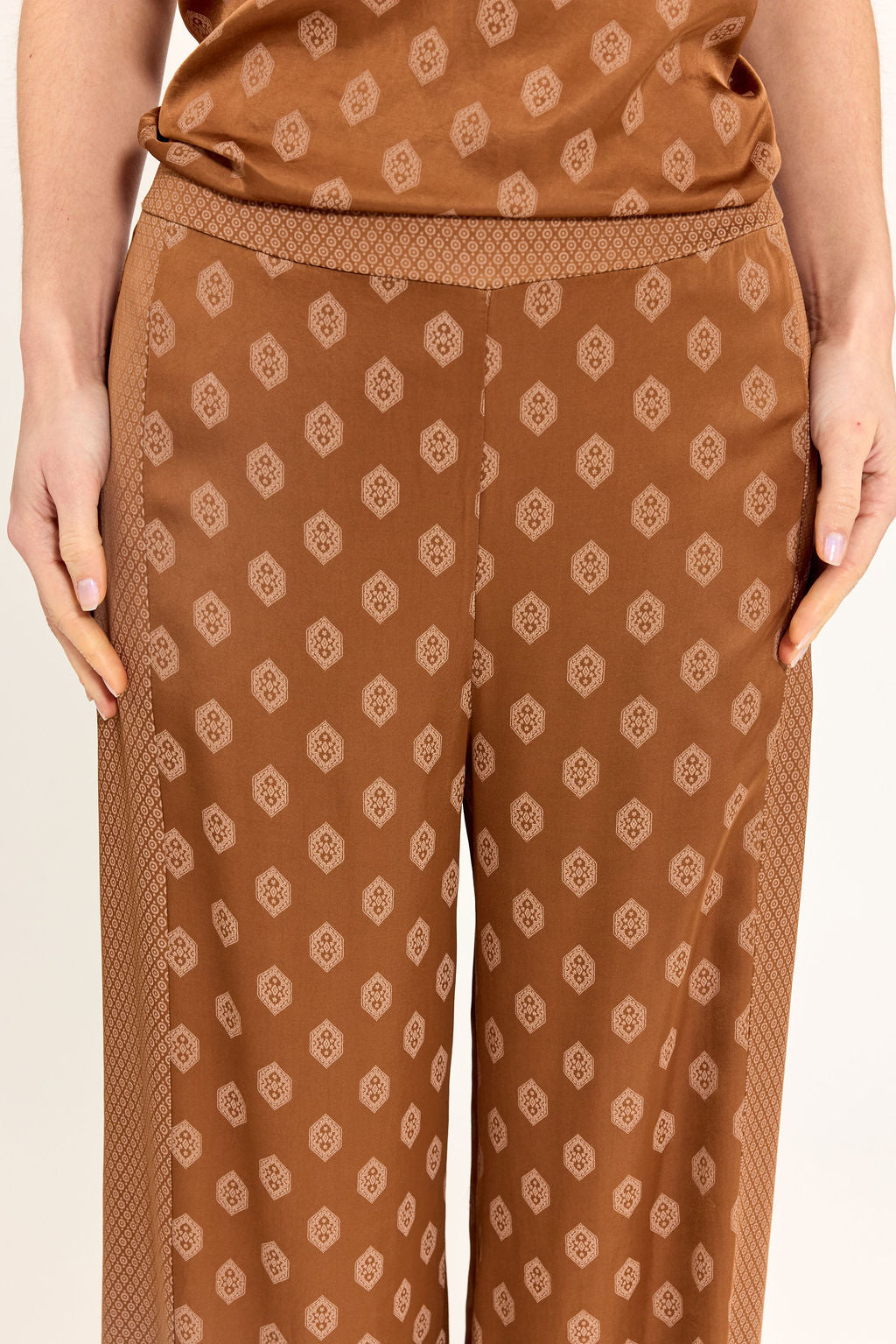 PANTALON 7/8IÈME BI-IMPRIMÉ TON SUR TON MIRI NOISETTE