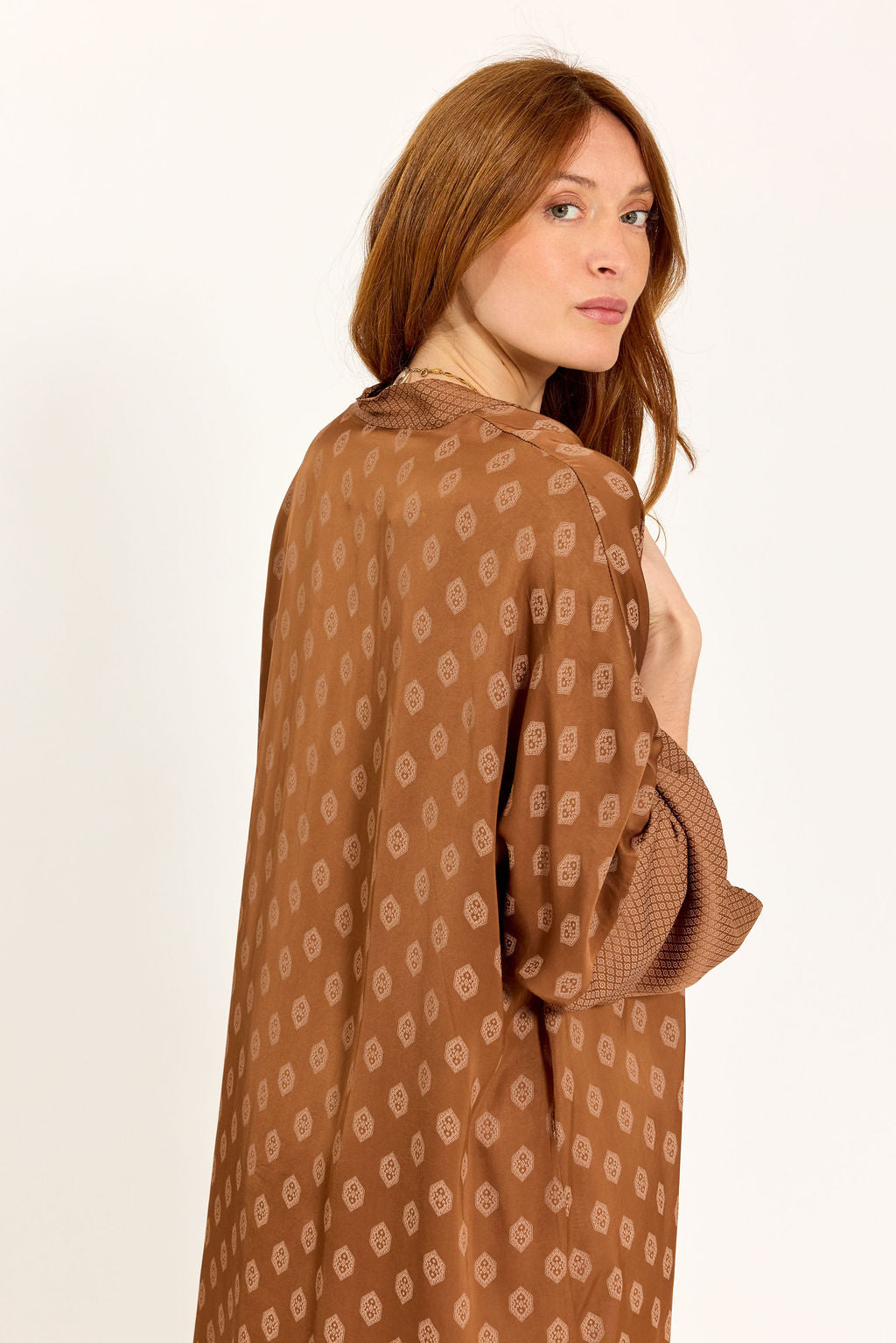 KIMONO LONG BI-IMPRIMÉ TON SUR TON NOAH NOISETTE