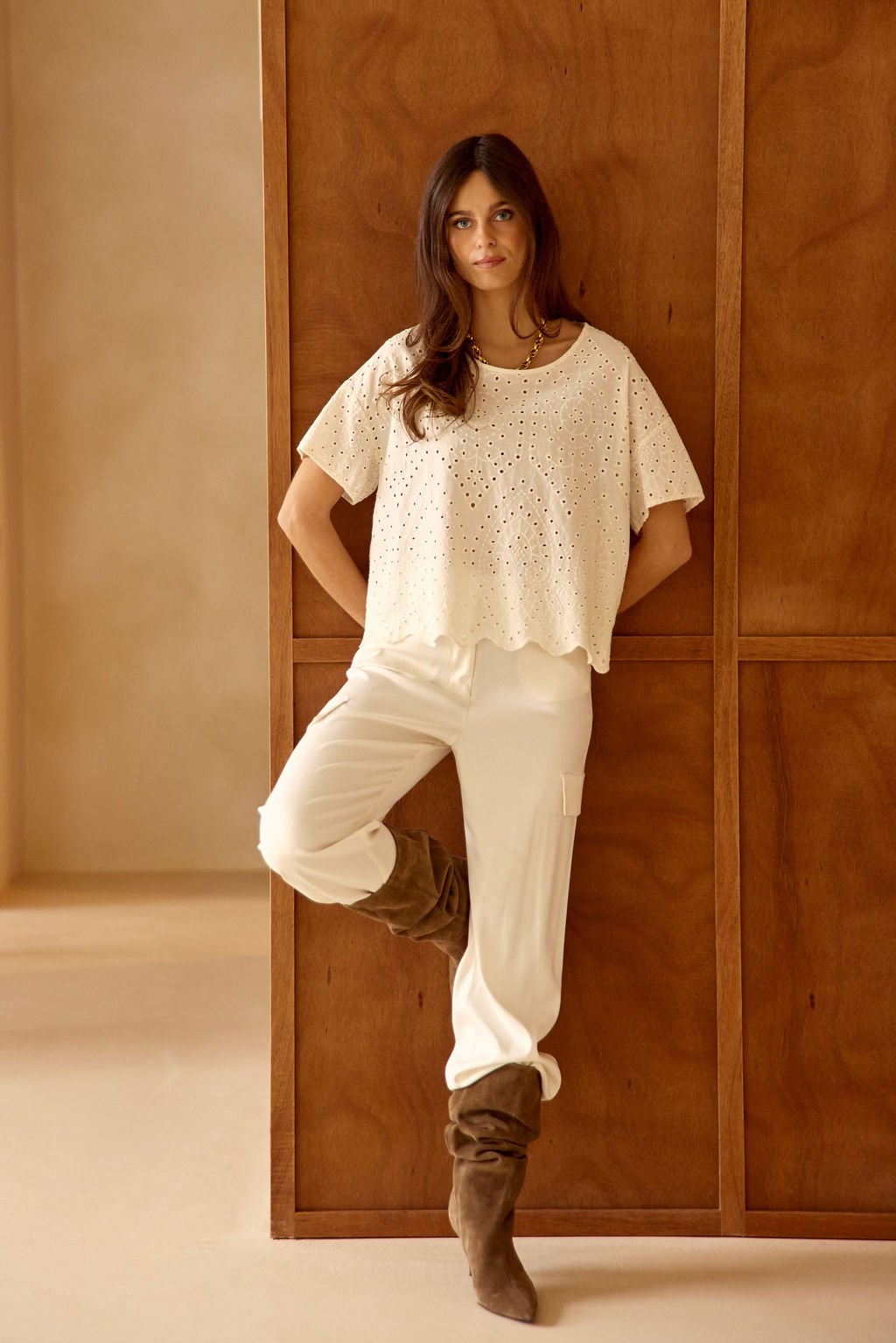 TOP COURT EN BRODERIE ANGLAISE ELA ECRU