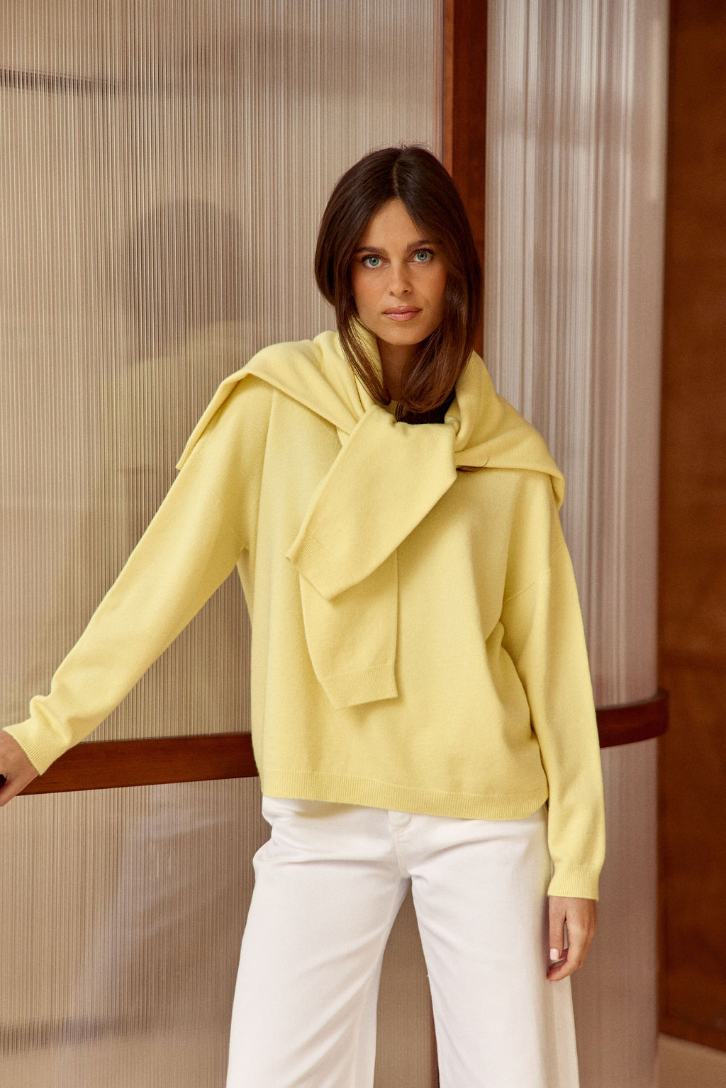 PULL BASIC SEAMLESS ELLA LEMON