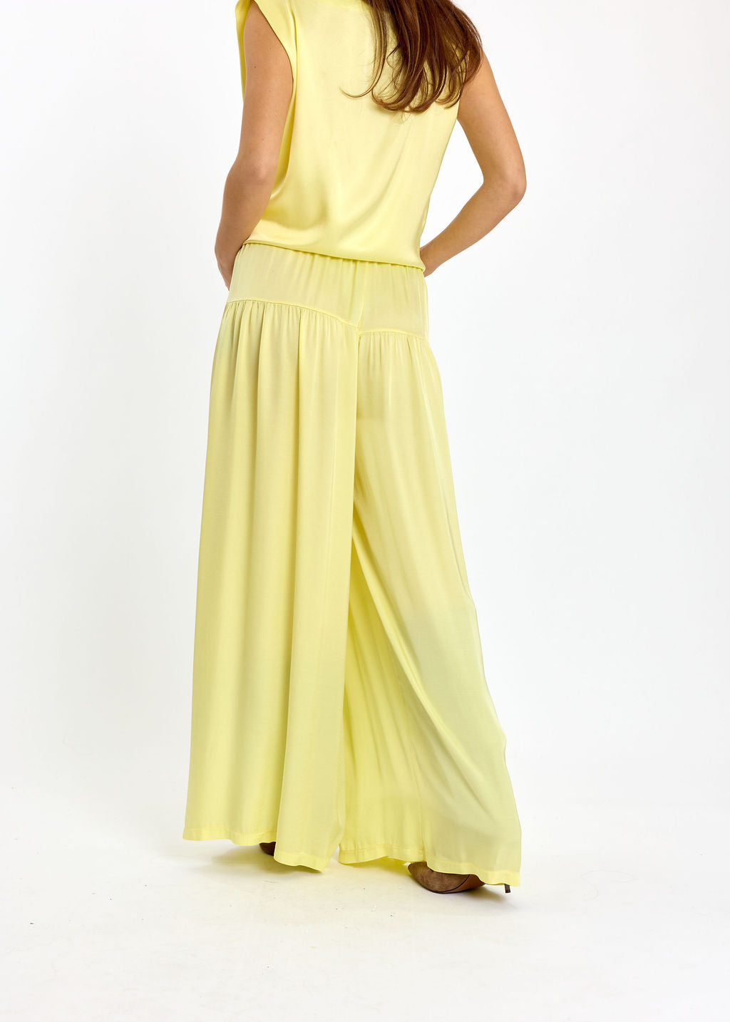 PANTALON FLUIDE AVEC DÉCOUPE AUX HANCHES RYO LEMON