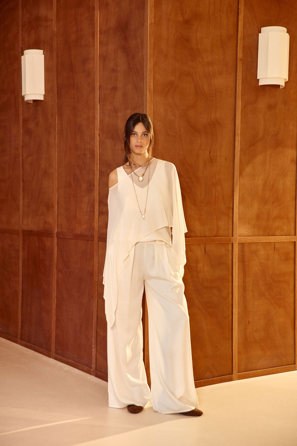 CAPE COURTE EN VOILE VISCOSE LINA ECRU