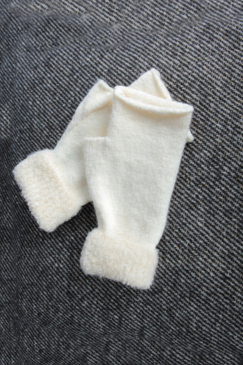 Fluffy knit mittens