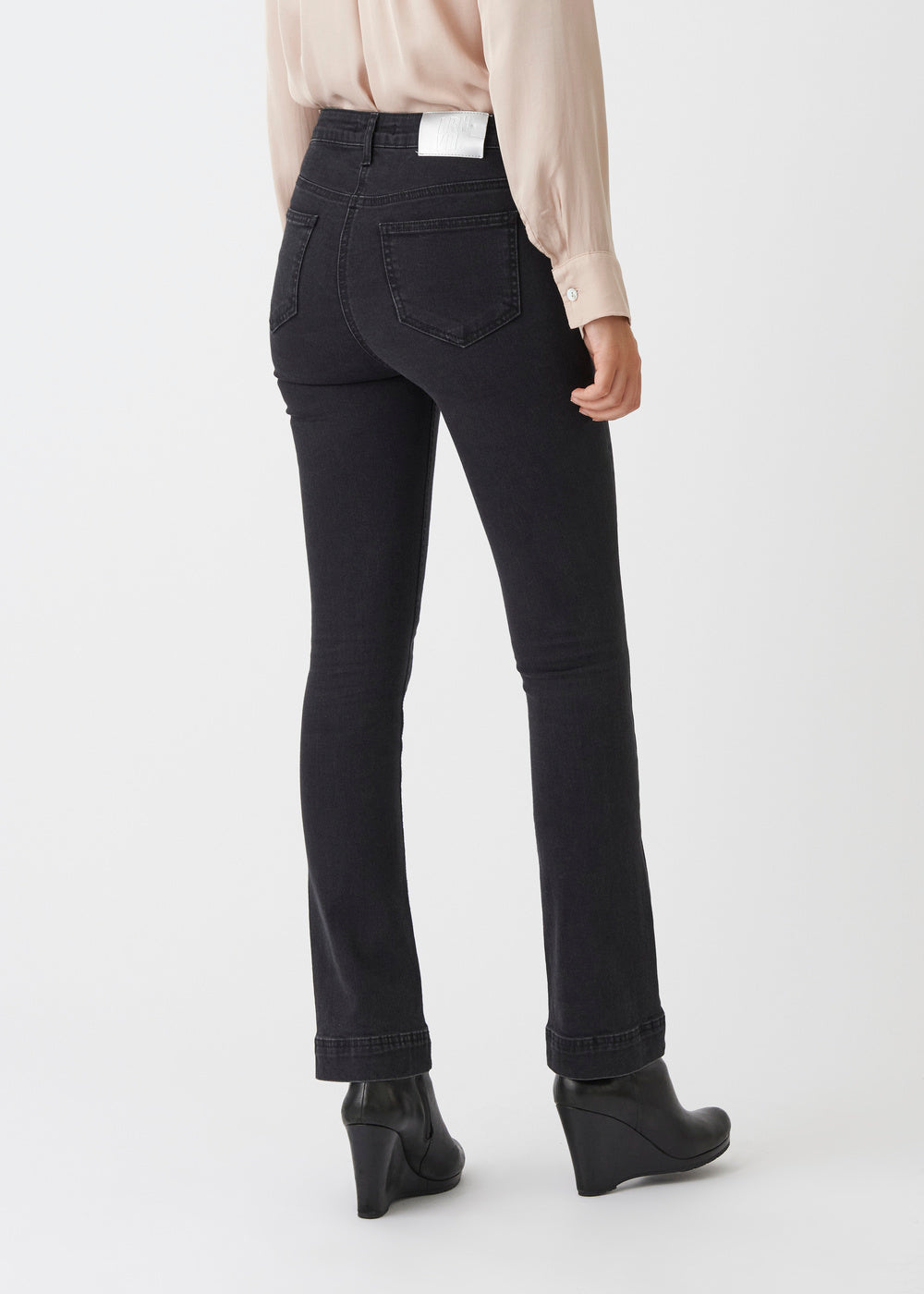 Ultra comfortable flared jeans