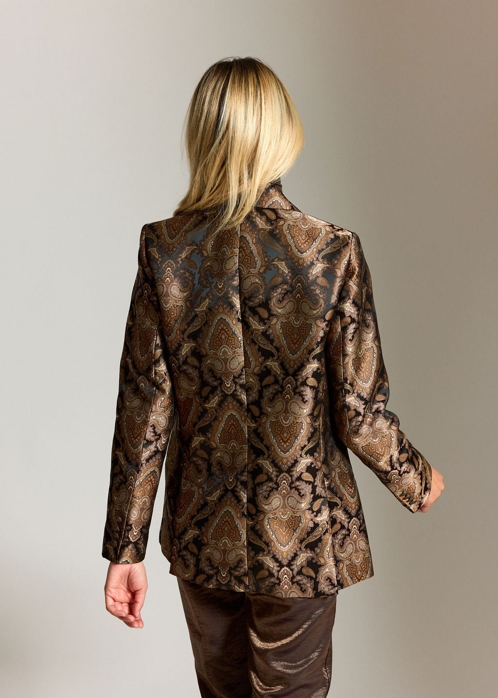 VESTE EN JACQUARD COFFEE